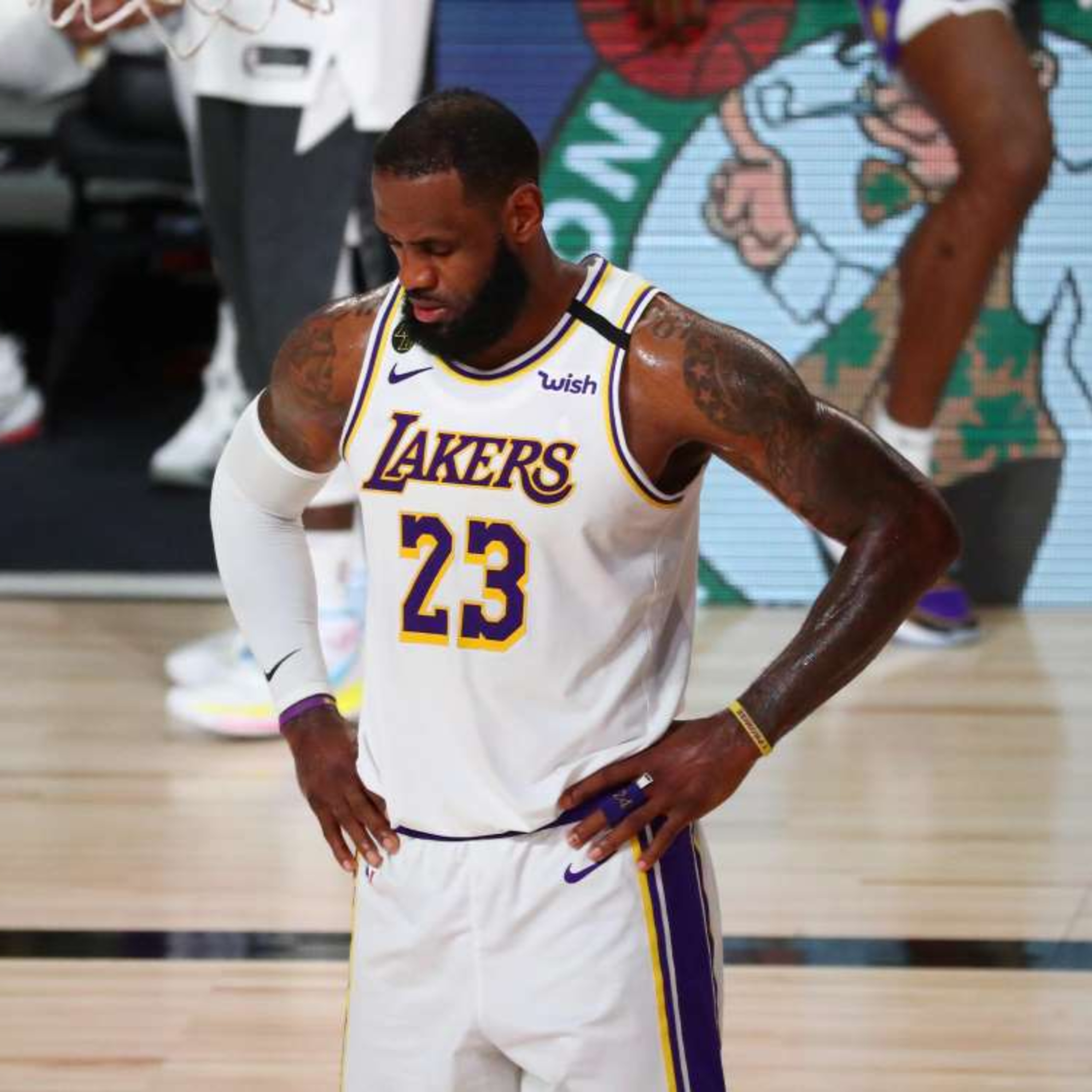 cover of episode Lakers Fast Break- Lakers-Nuggets Game Three NBA Playoffs Day 31 Wrap Up!