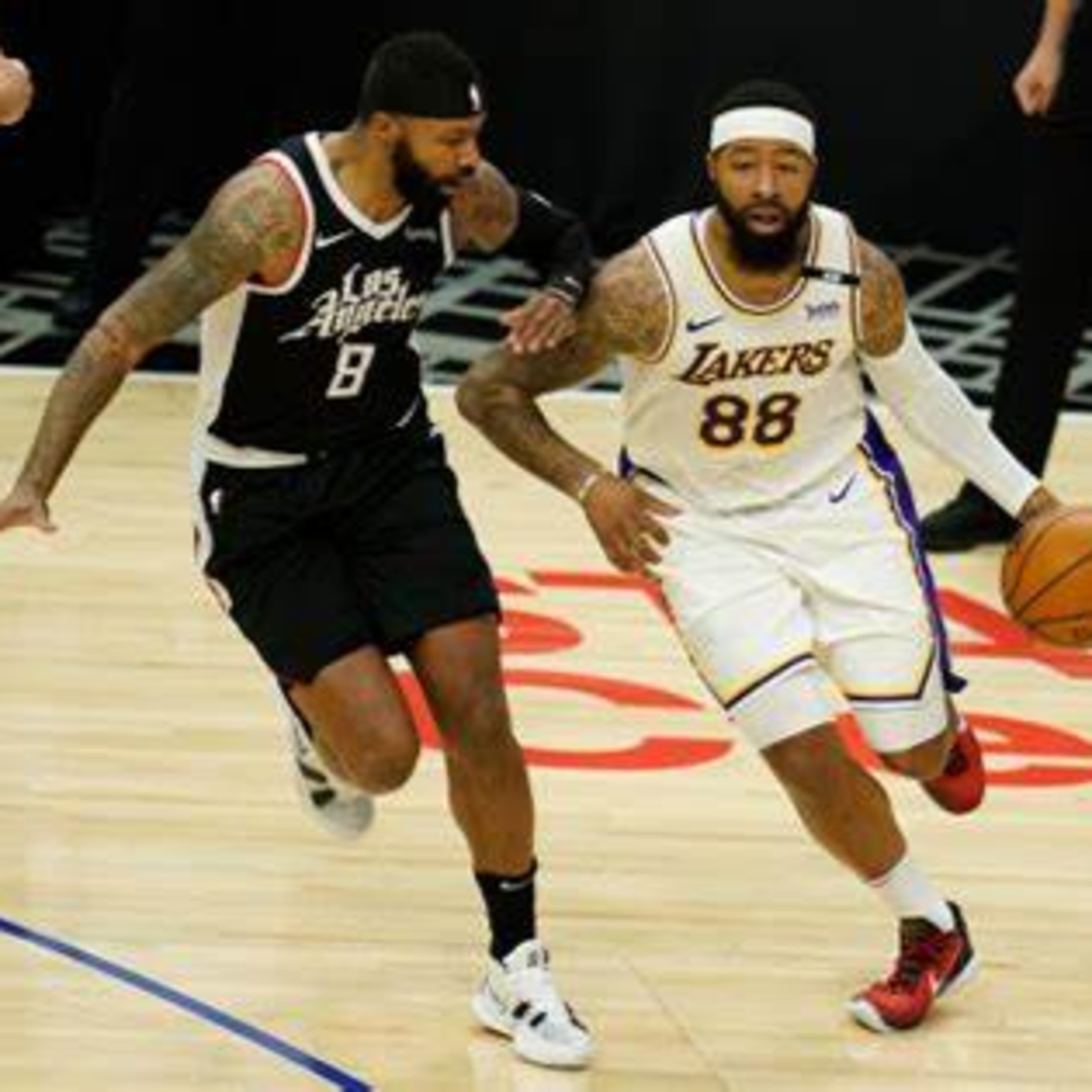 Lakers Fast Break- Lakers-Clippers Post Game and Happy Easter!