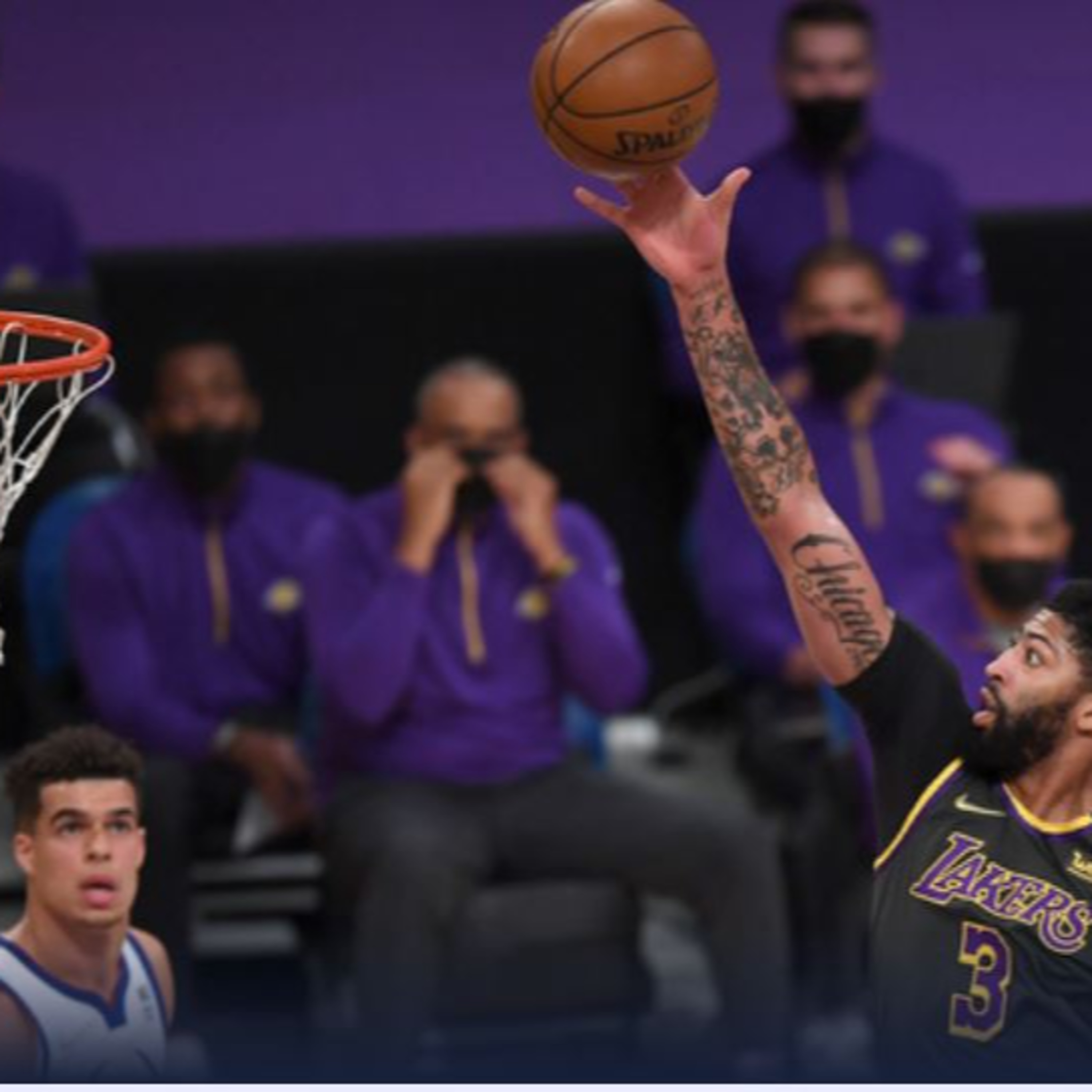Lakers Fast Break- Lakers-Nuggets Post Game Show!