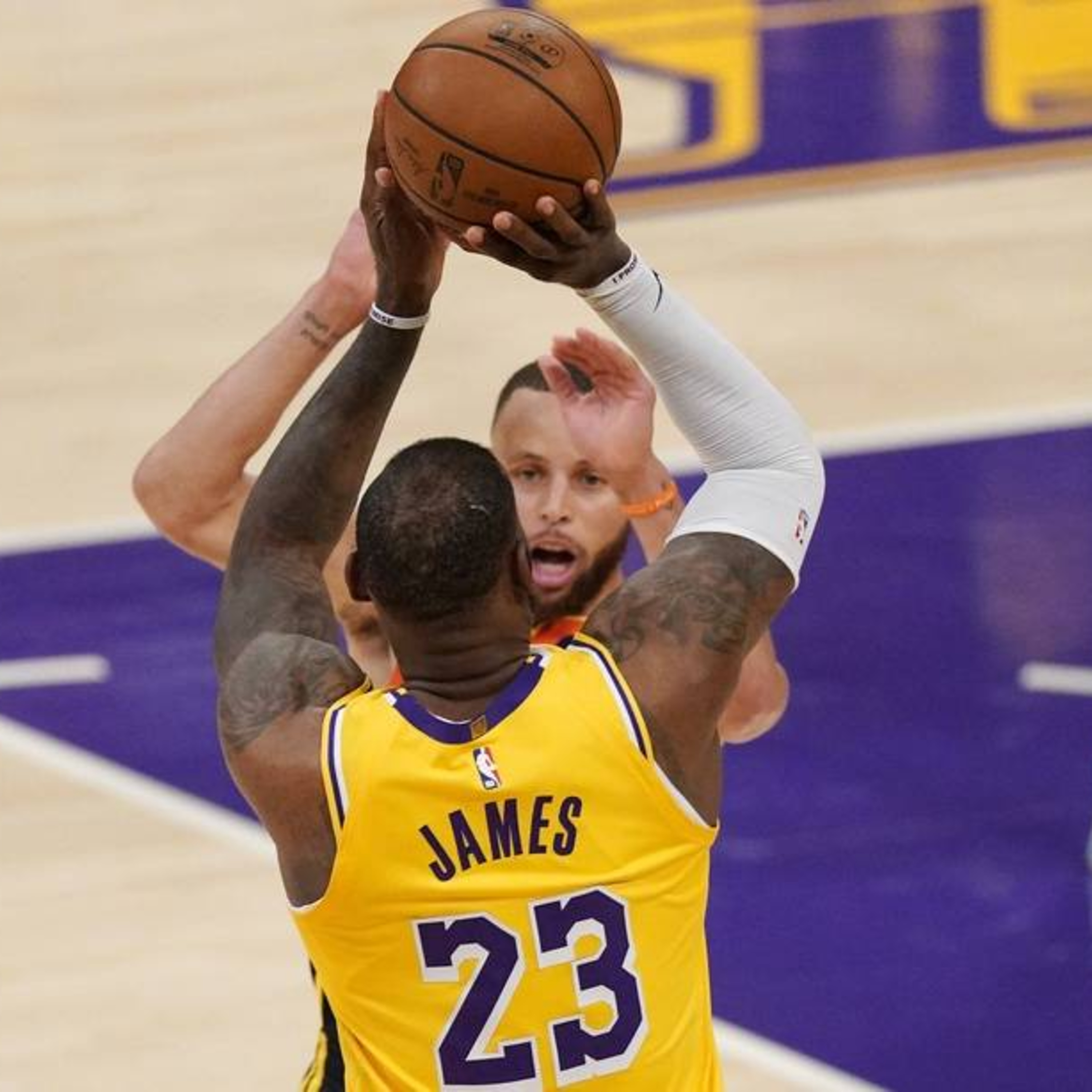 Lakers Fast Break- Lakers-Warriors Play-In Post-Game!