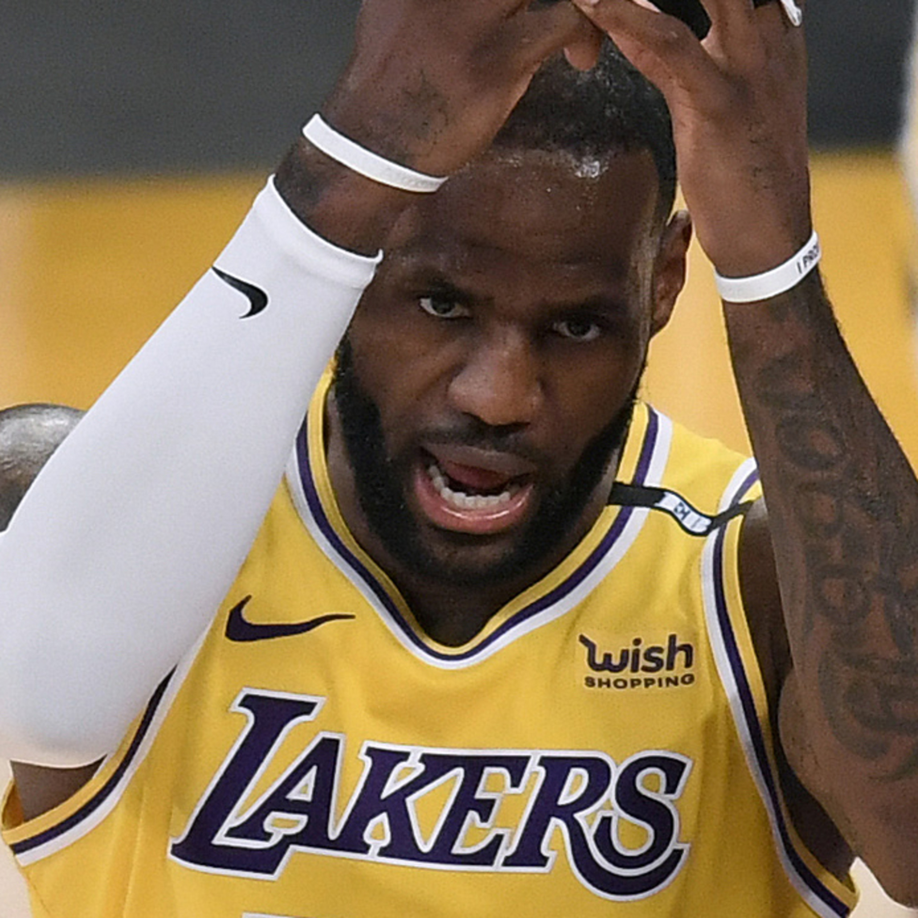 Lakers Fast Break- Lakers-Suns NBA 1st Round Game Six Recap!