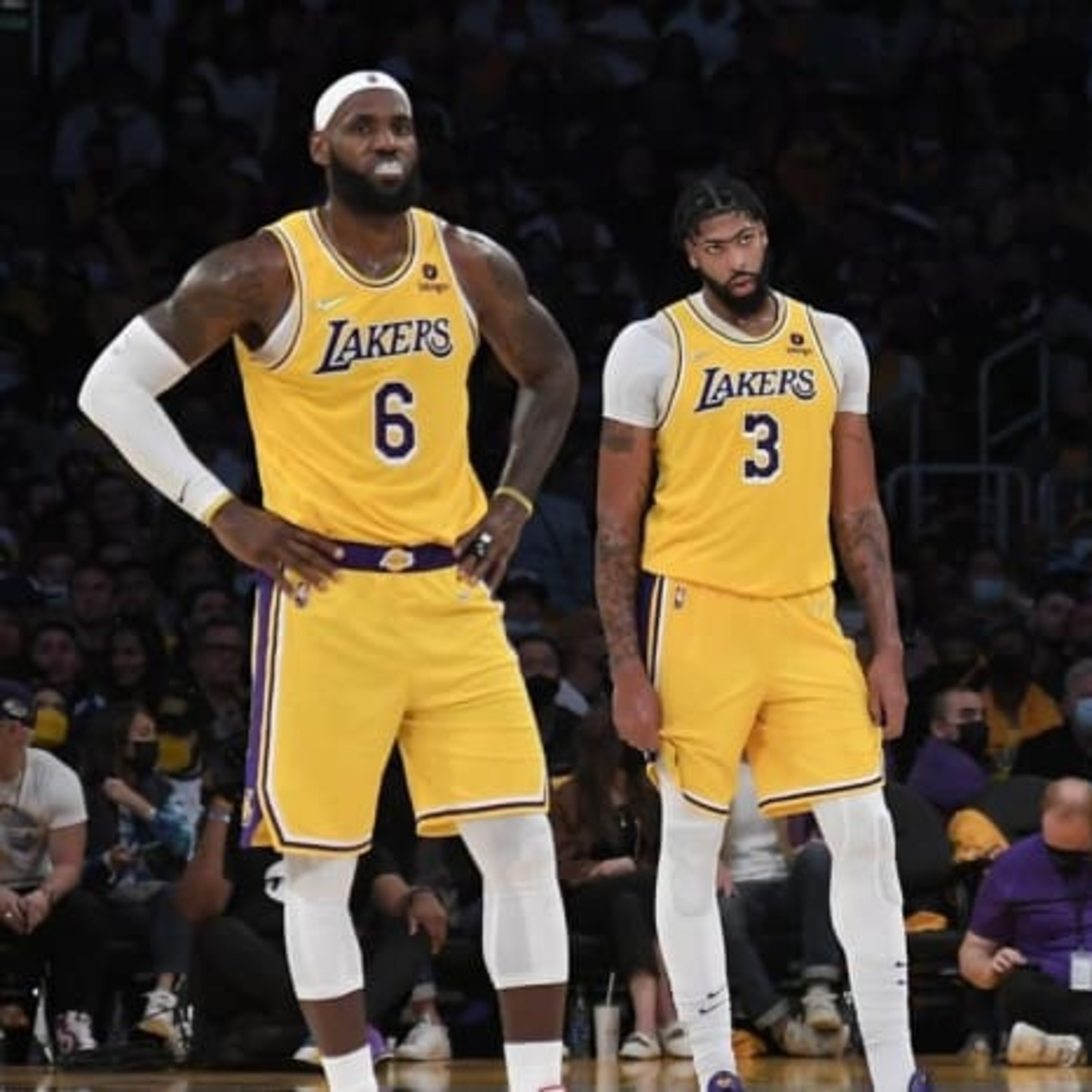 Lakers Fast Break- A Big Week Ahead For The Lakers And LeBron Injury Update with Joe Soro!
