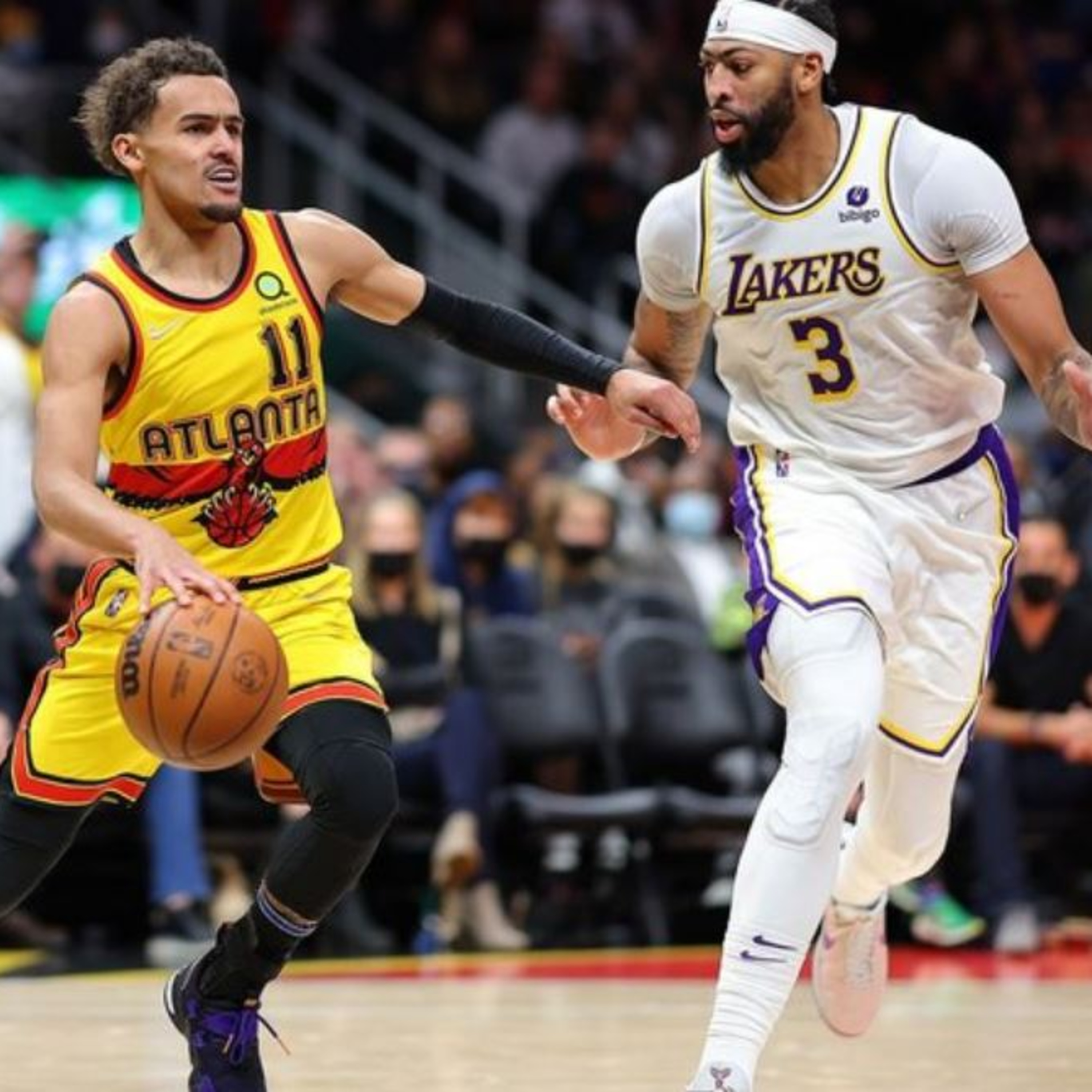 Lakers Fast Break- Lakers-Hawks Post Game with LakerTom!