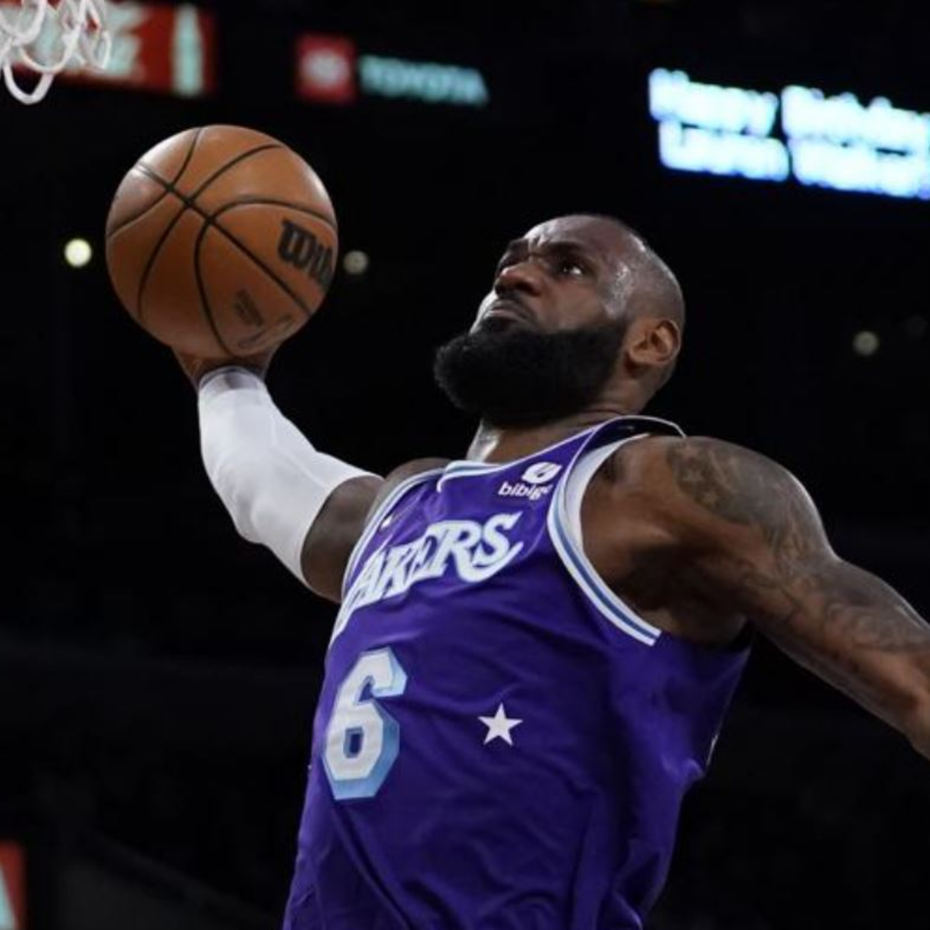 Lakers Fast Break- Lakers-Wizards Wrap-Up and LeBron 50 Points with Joe Soro and LakerTom!