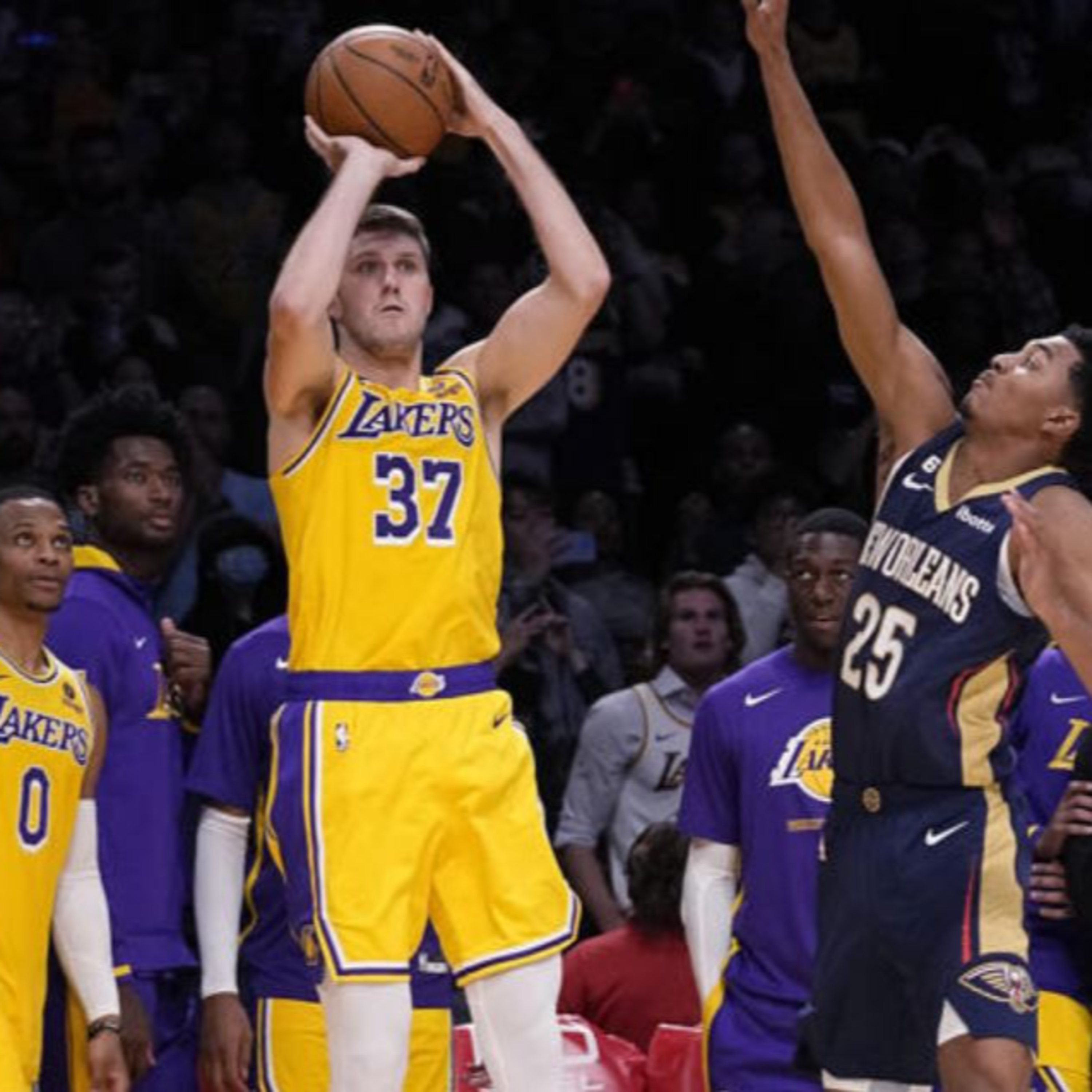 Lakers-Pelicans Post-Game Report! Group Chat!