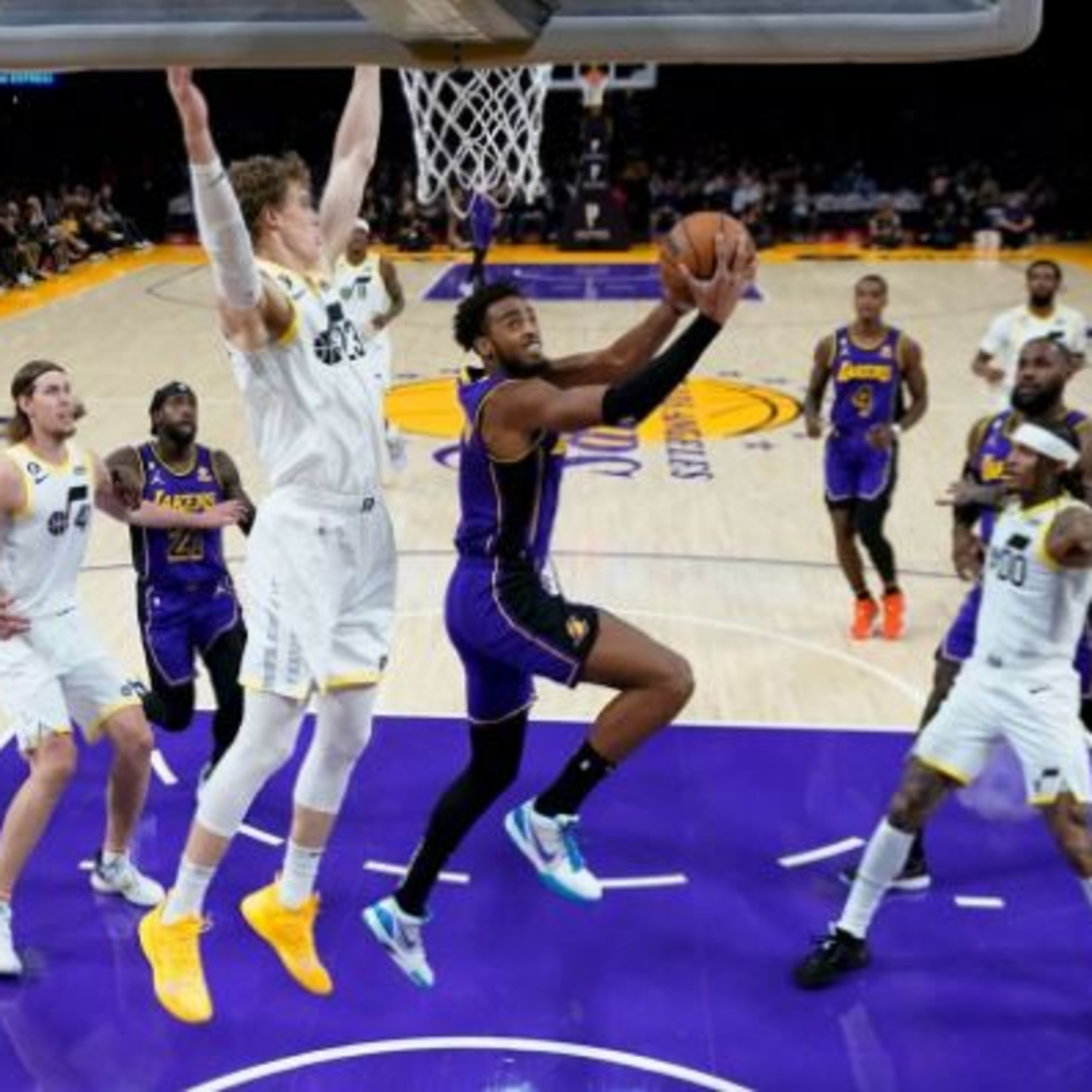 Lakers-Jazz Post-Game and More On Kyrie Irving! Group Chat!