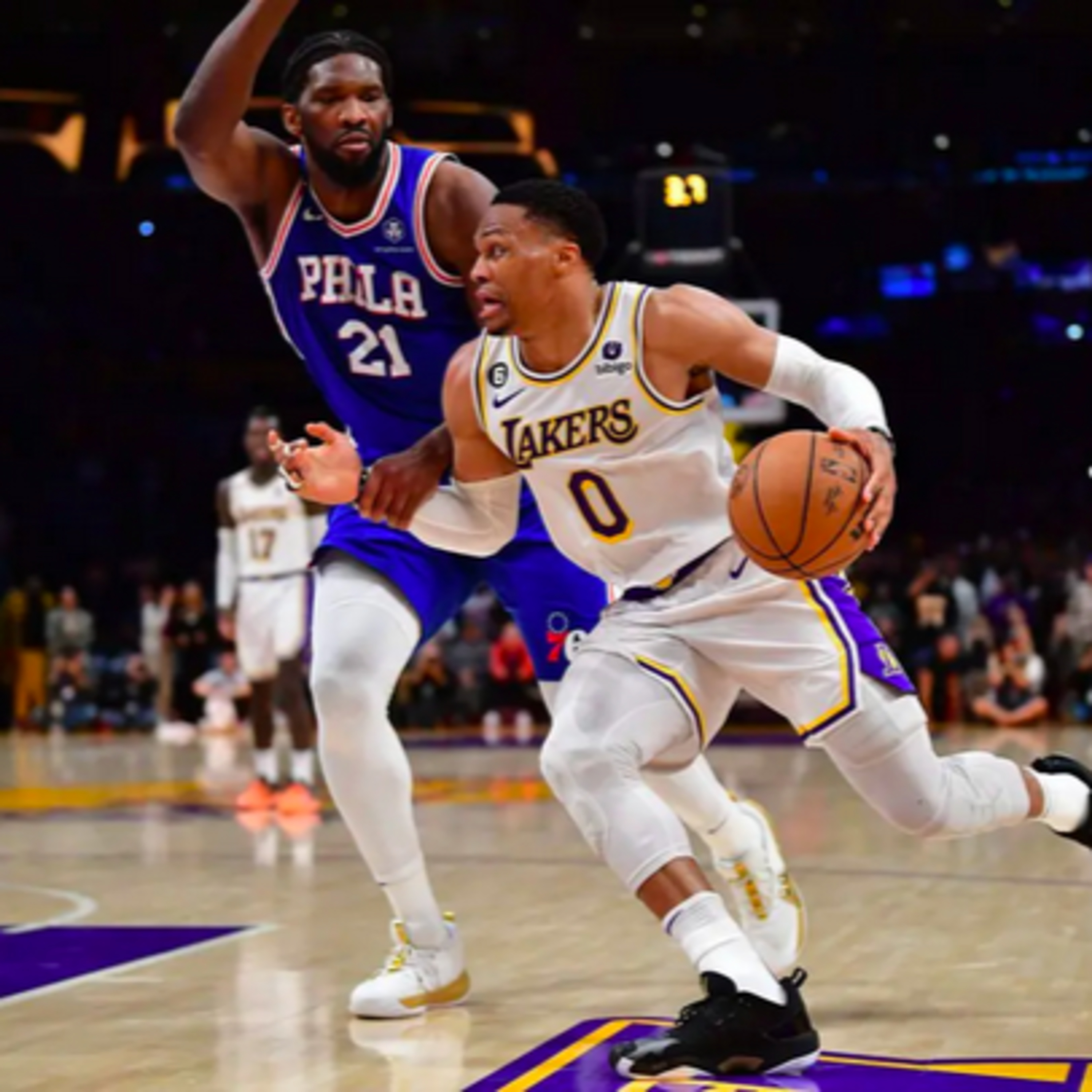 Lakers-Sixers Post-Game! Another Missed Call Dooms The Lakers! Group Chat!