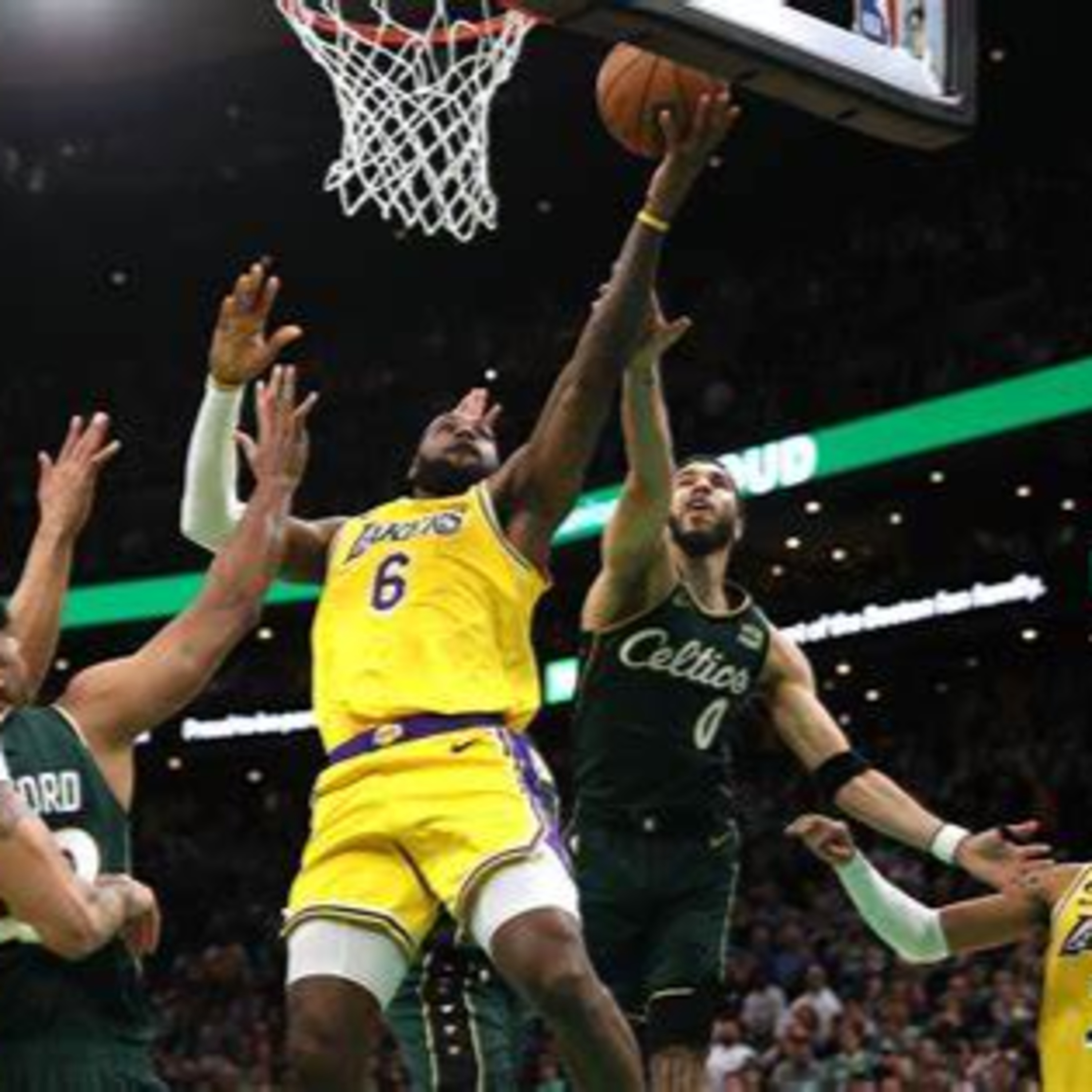 Lakers-Celtics Recap! Rivals Week Ends With The Lakers Getting Robbed! Group Chat!