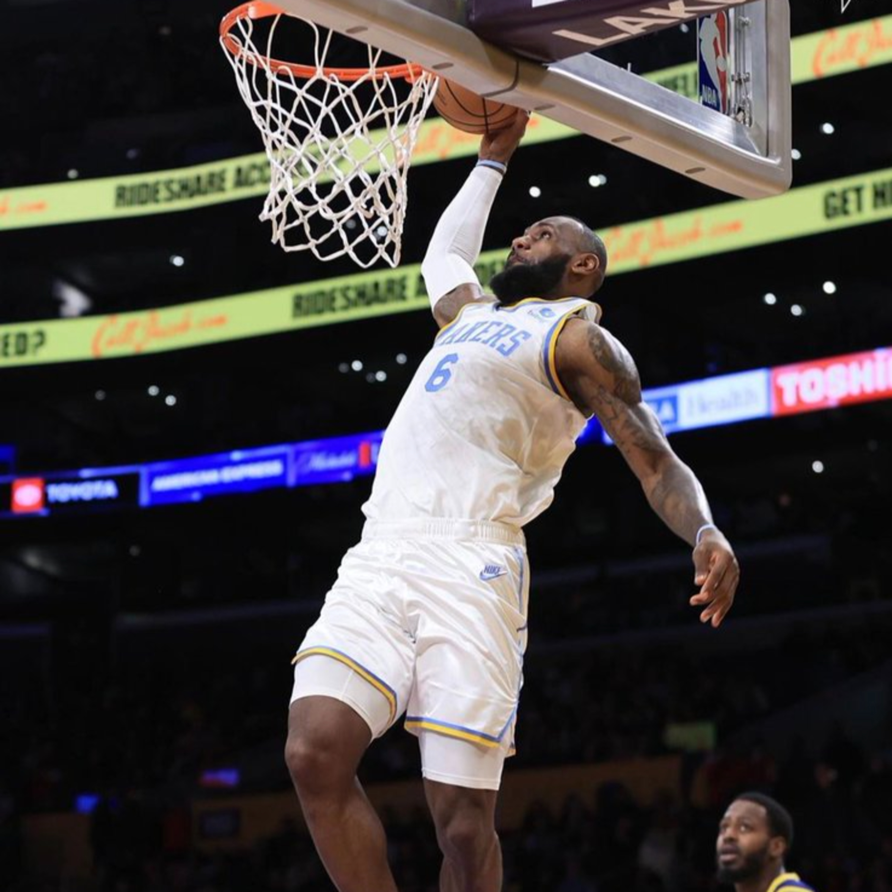 Lakers-Warriors Recap! Lakers Start The Post All-Star Break With A Big Win! Group Chat!