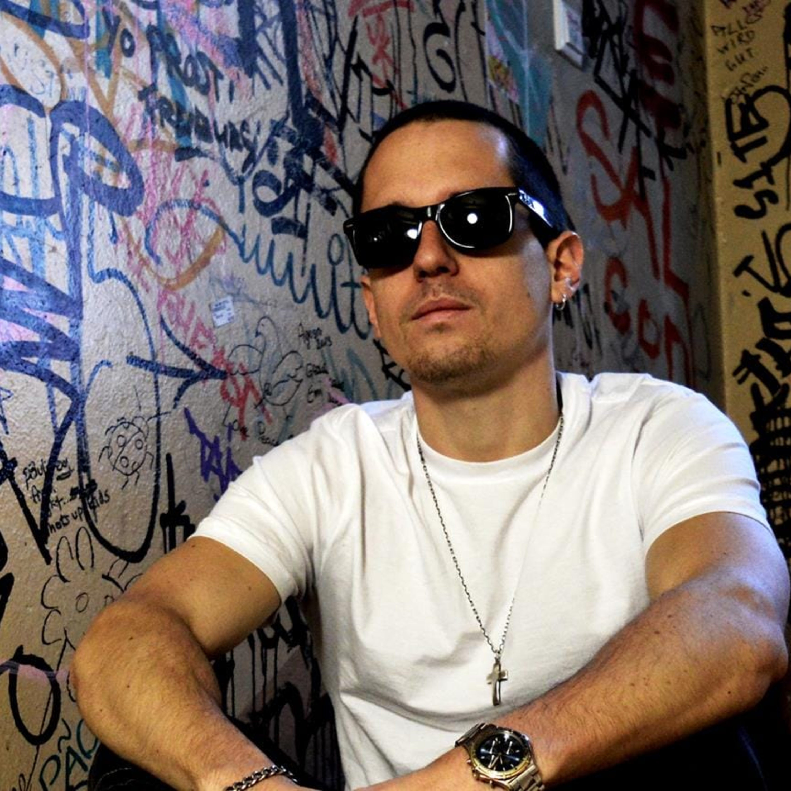 Mili Milanss: un equilibrio entre ser productor y rapero  episode artwork