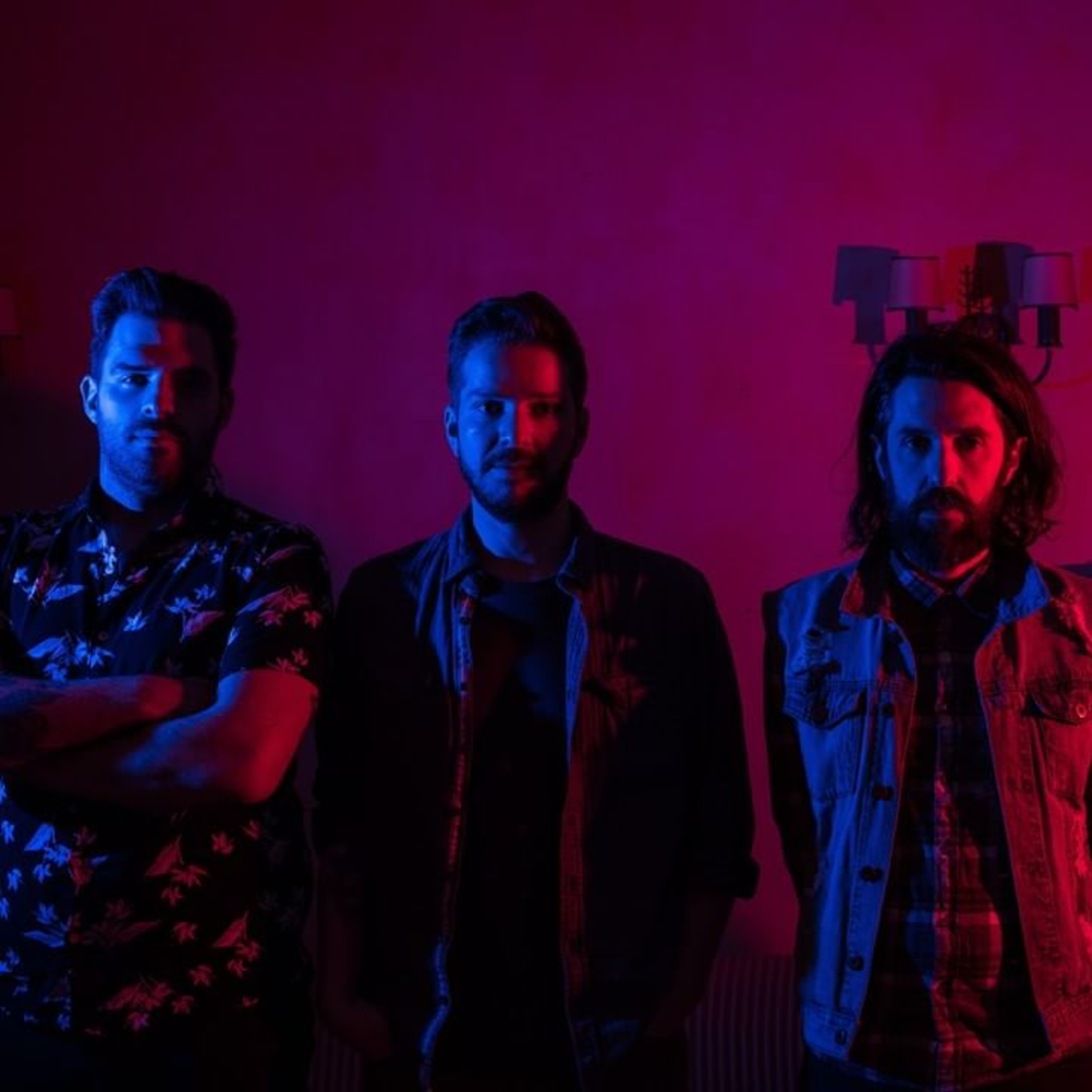 Los Lugares estrenó su EP 'Los Días Que Pasan' episode artwork