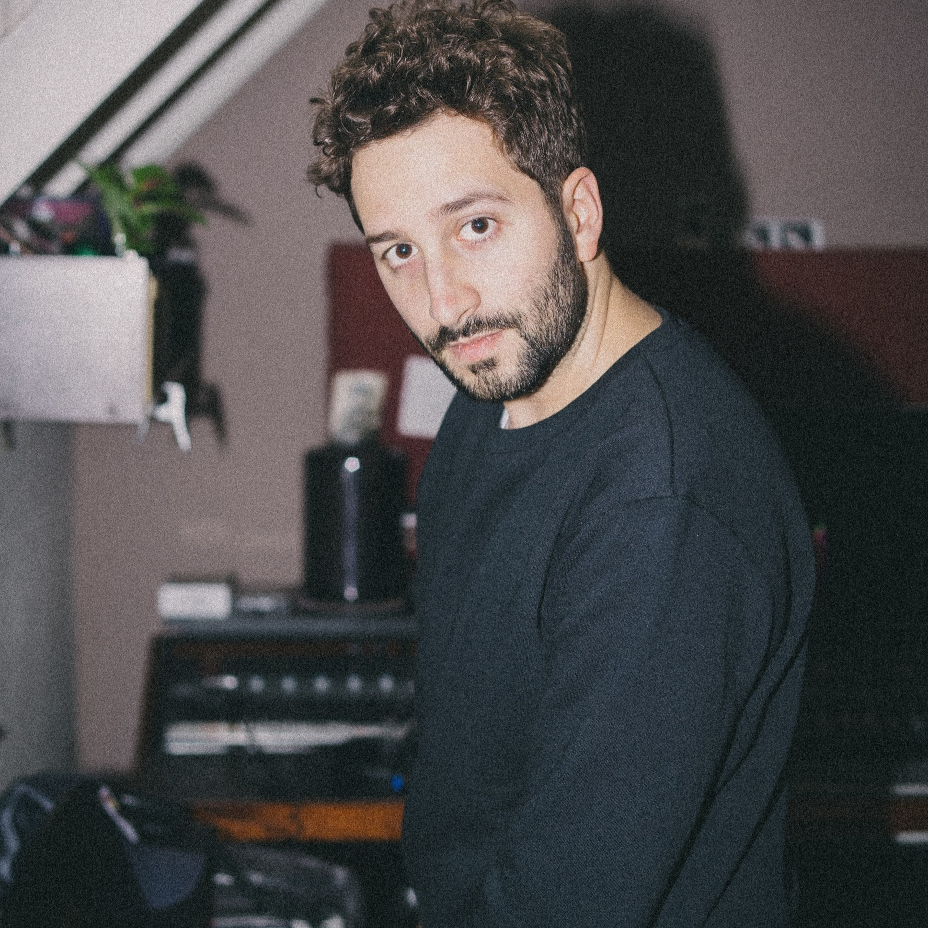 Nico Cotton: nominado a 20 Premios Gradel por su trabajo como productor musical episode artwork