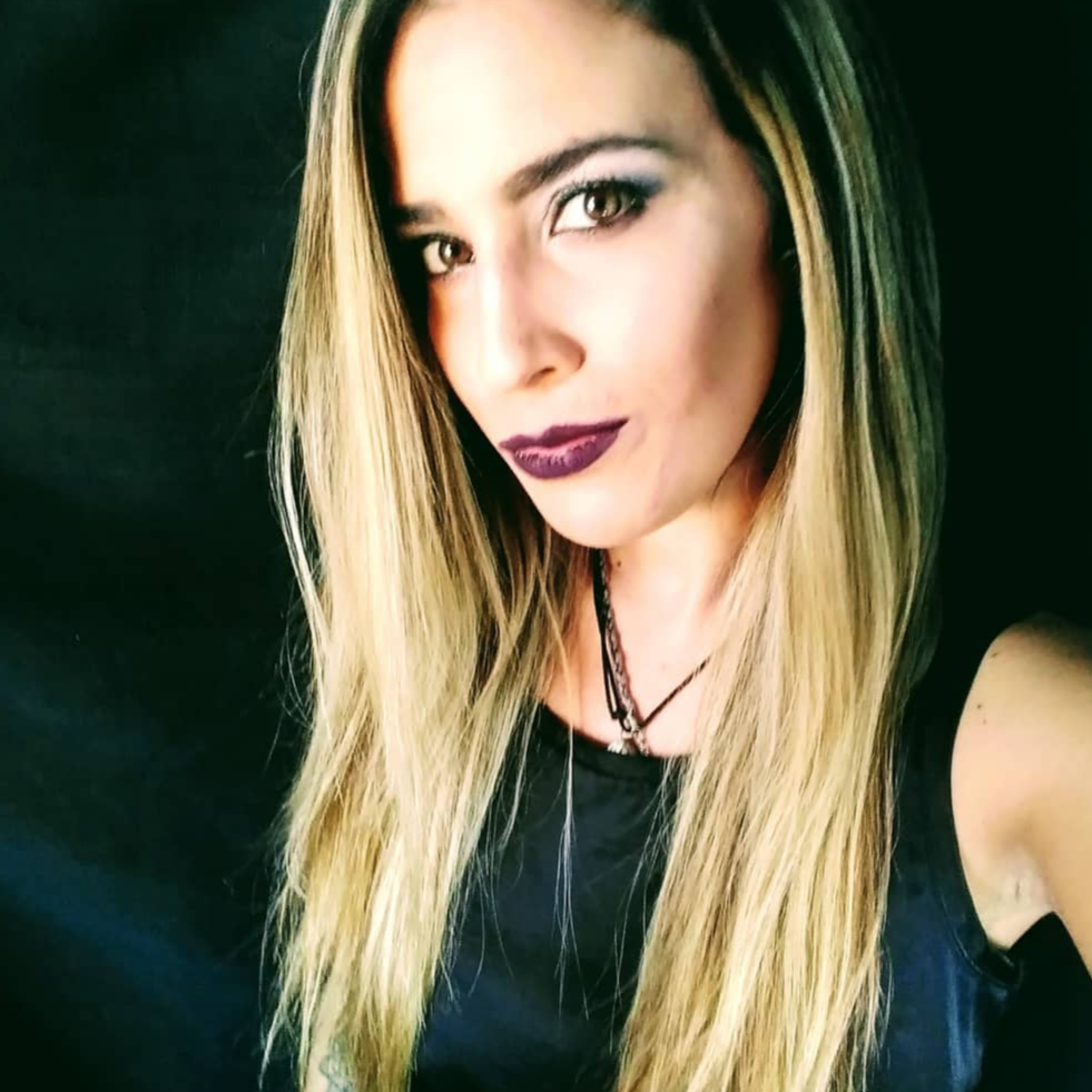 “Corona Vivi”, el personaje de Luana Pascual que imita a Viviana Canosa episode artwork