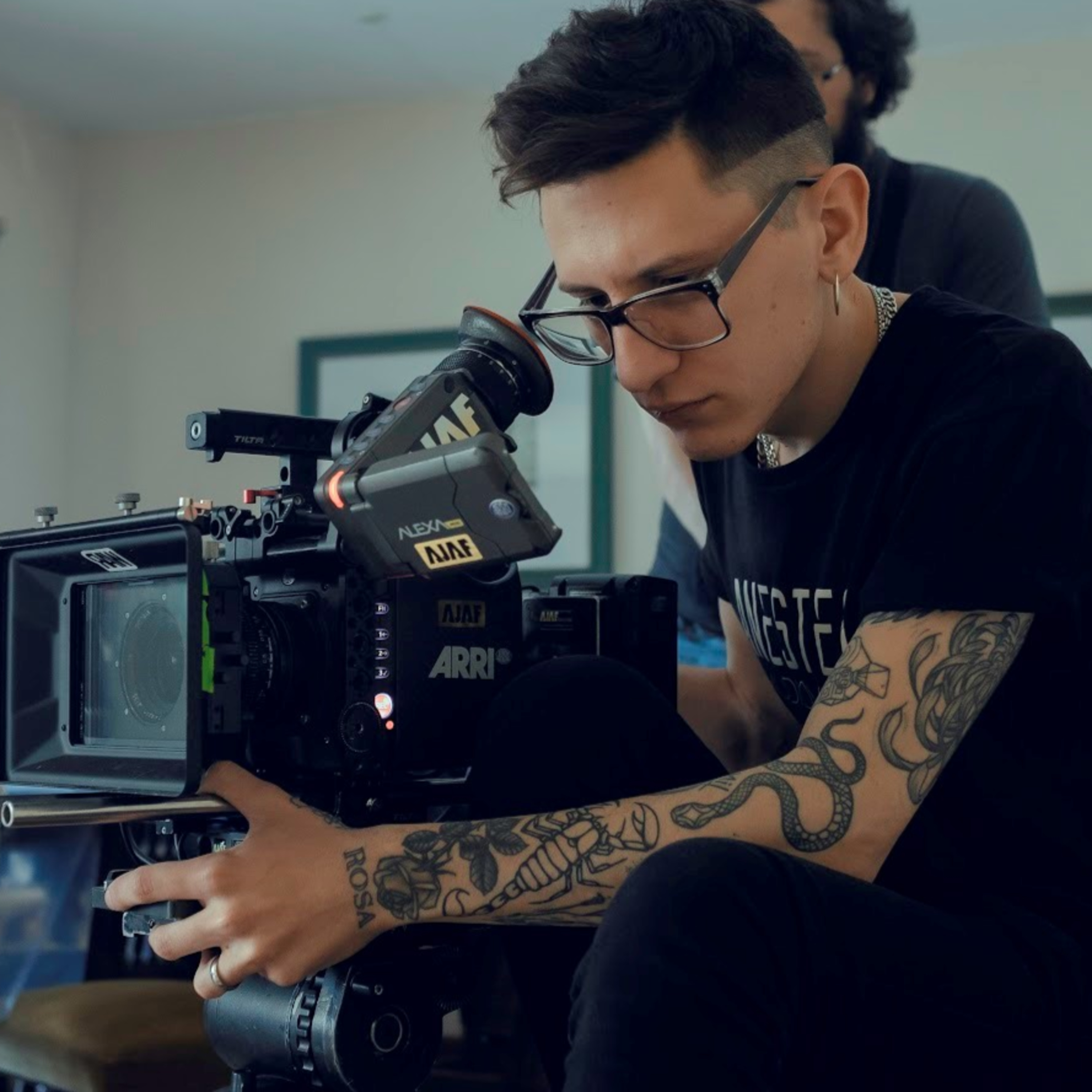 Facu Ballve: "El mismo crecimiento de los artistas fue el que tuve que tener yo por inercia para estar al mismo nivel" episode artwork