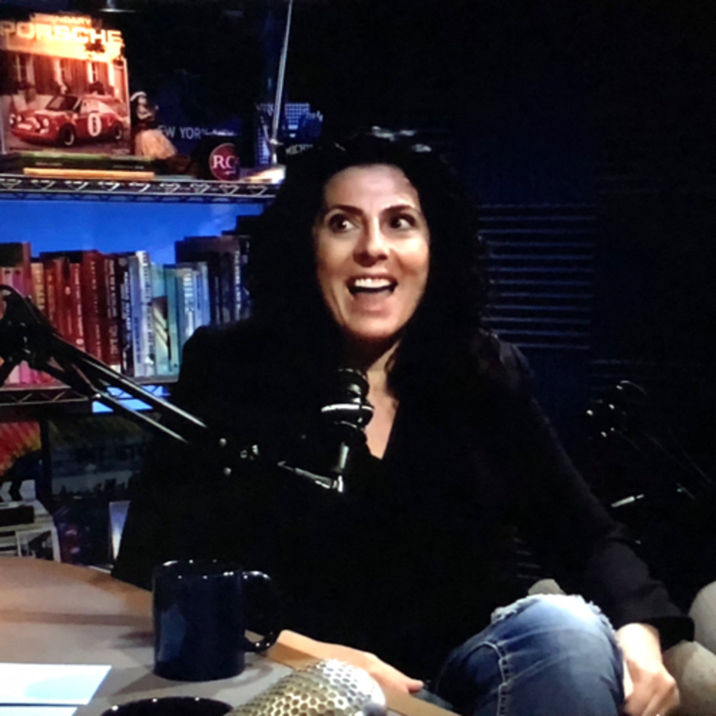 195 • KIRA SOLTANOVICH comedian tonight show 🎤 episode artwork