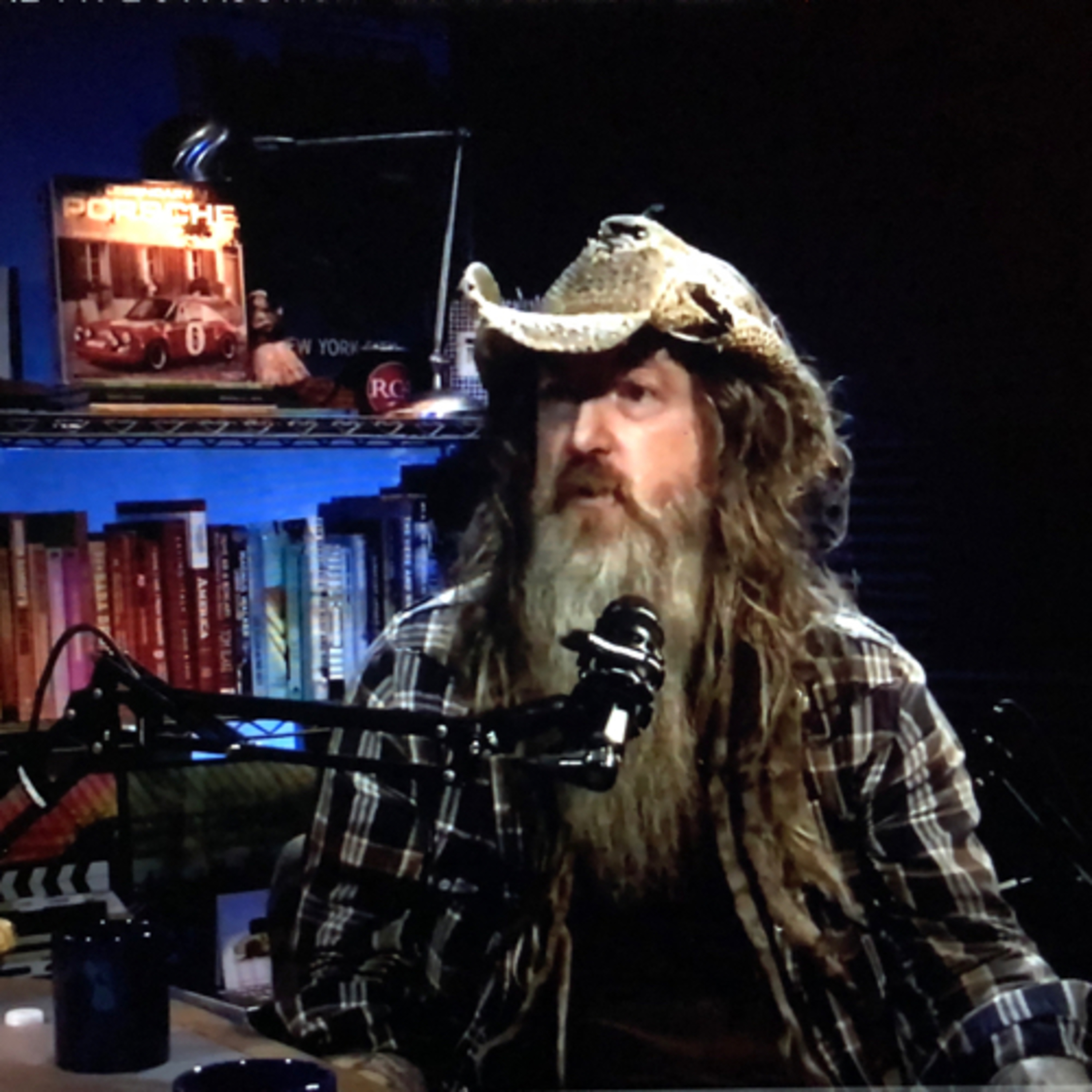 224 • MAGNUS WALKER is not Tom Green! 🏁 episode artwork