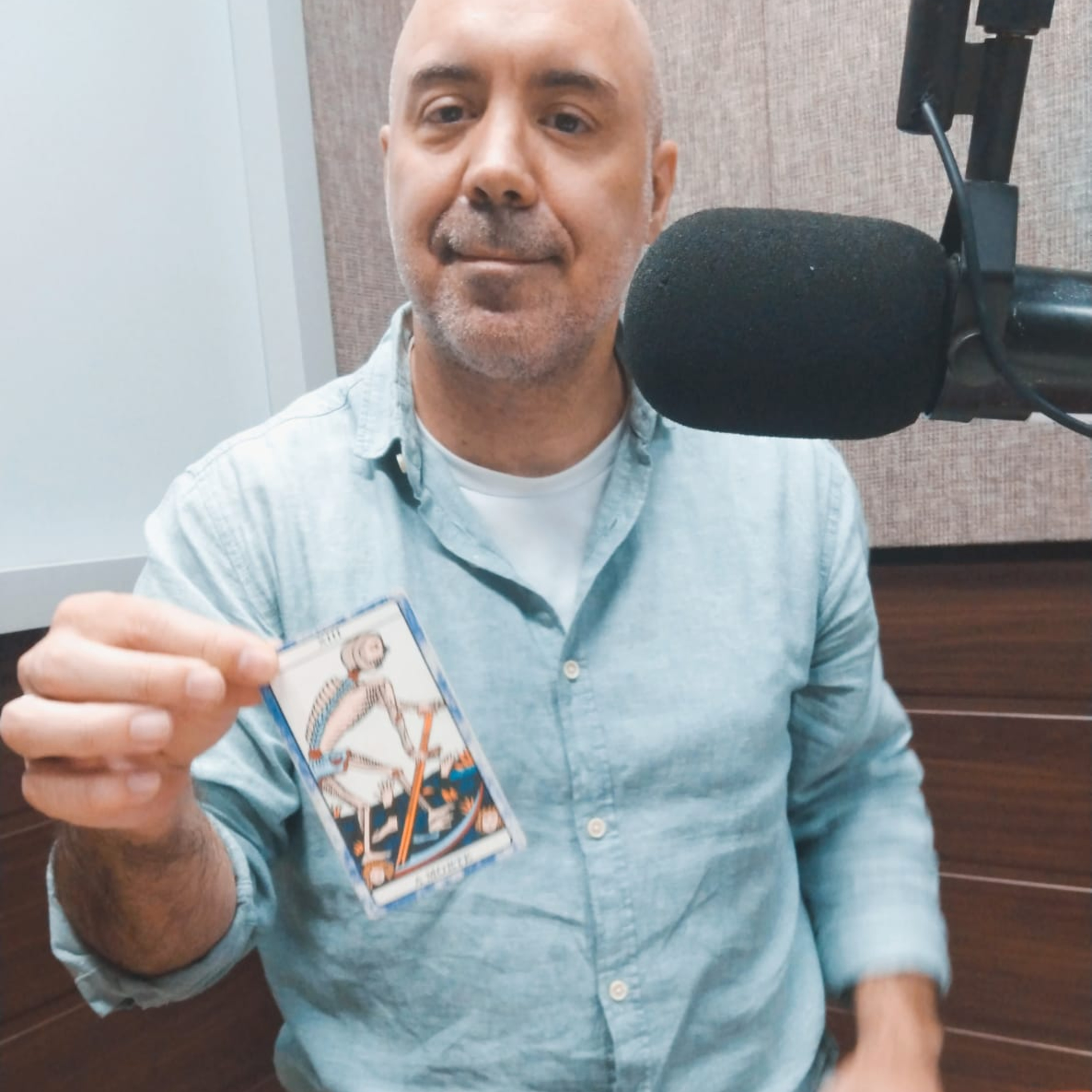 Experimento relâmpago de olhos abertos e previsões do tarot episode artwork