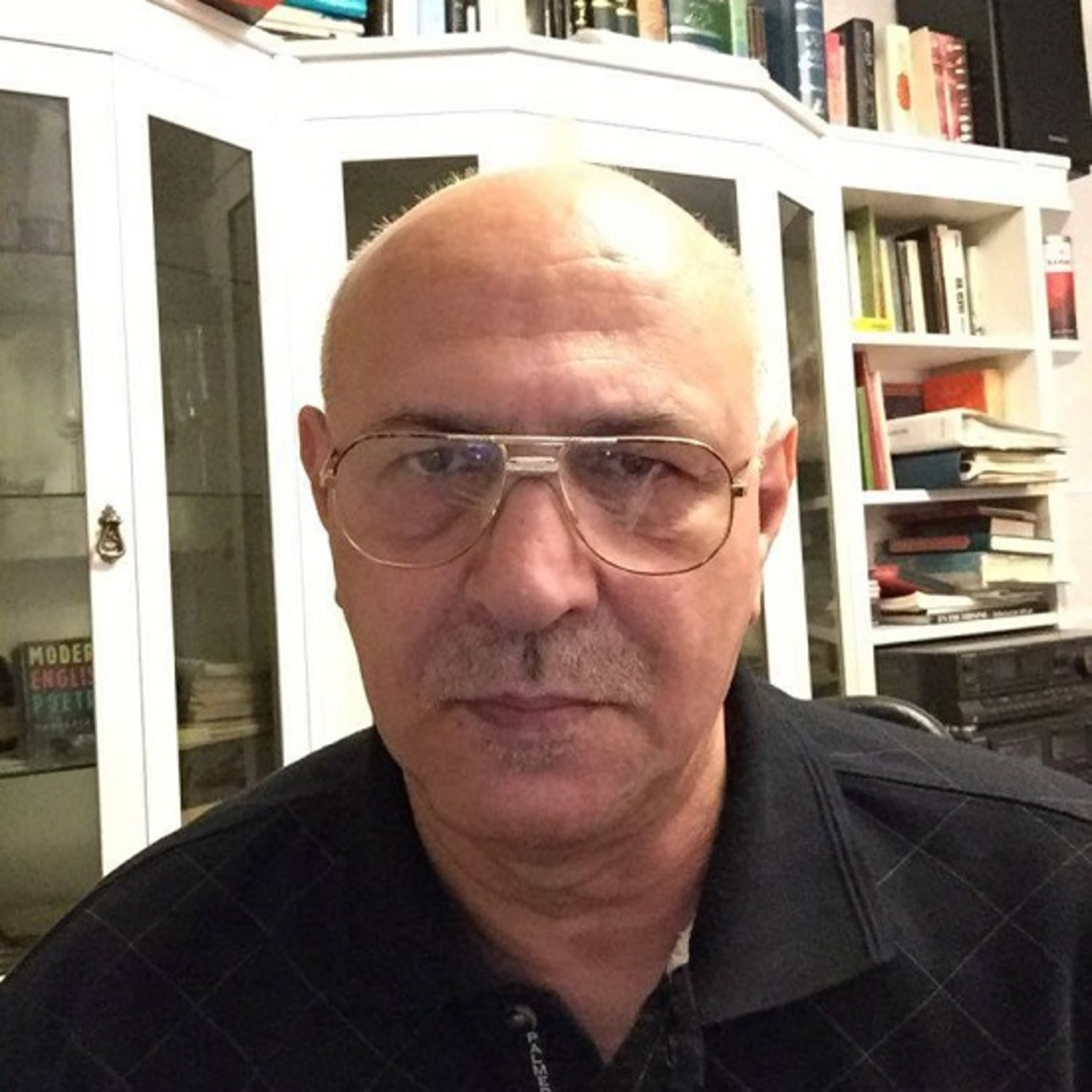 کاور فرهنگ دادگستری: زبان مادری