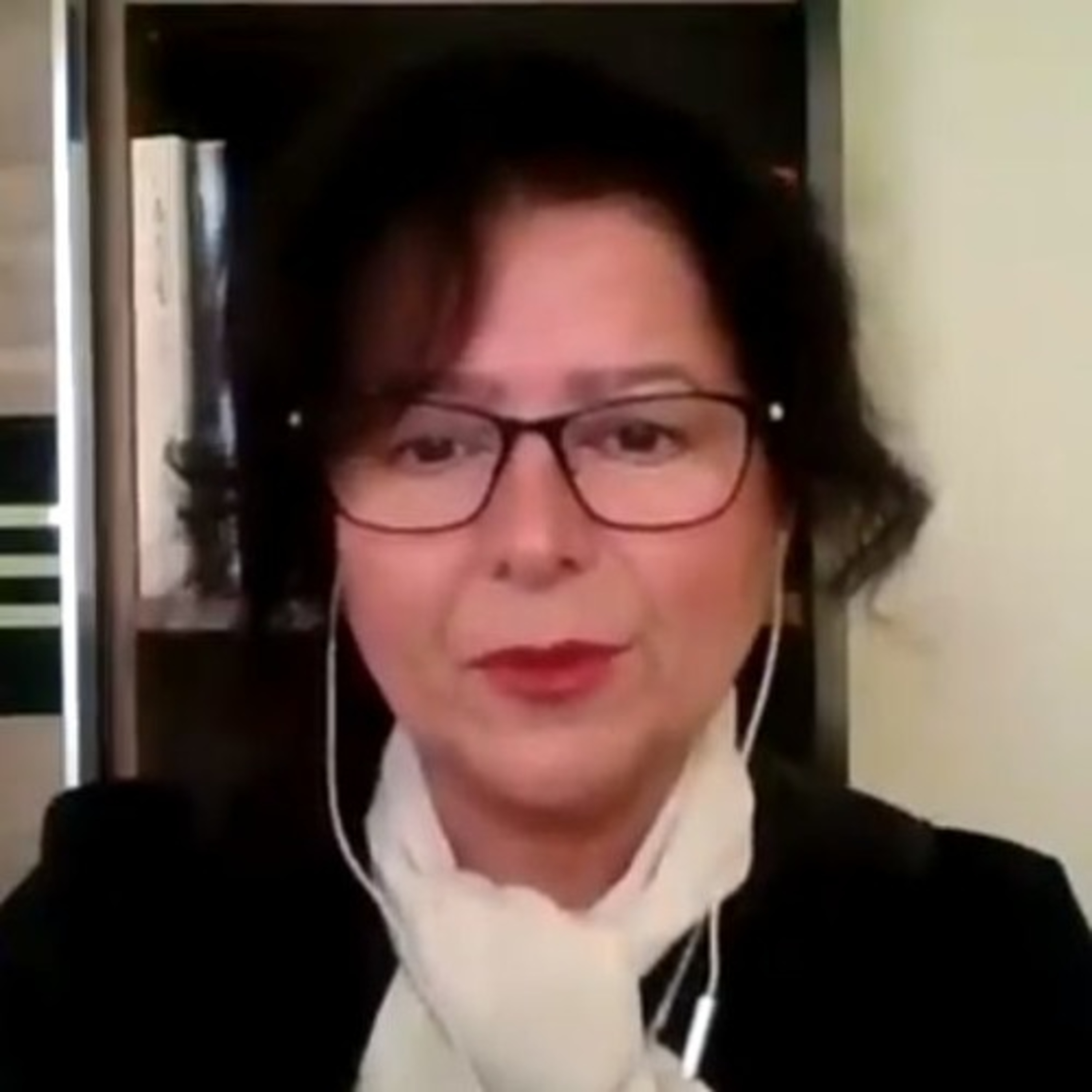 کاور گفتمان حقوق بشر :جرم سیاسی و جمهوری اسلامی گفتگو با دکتر نیره انصاری