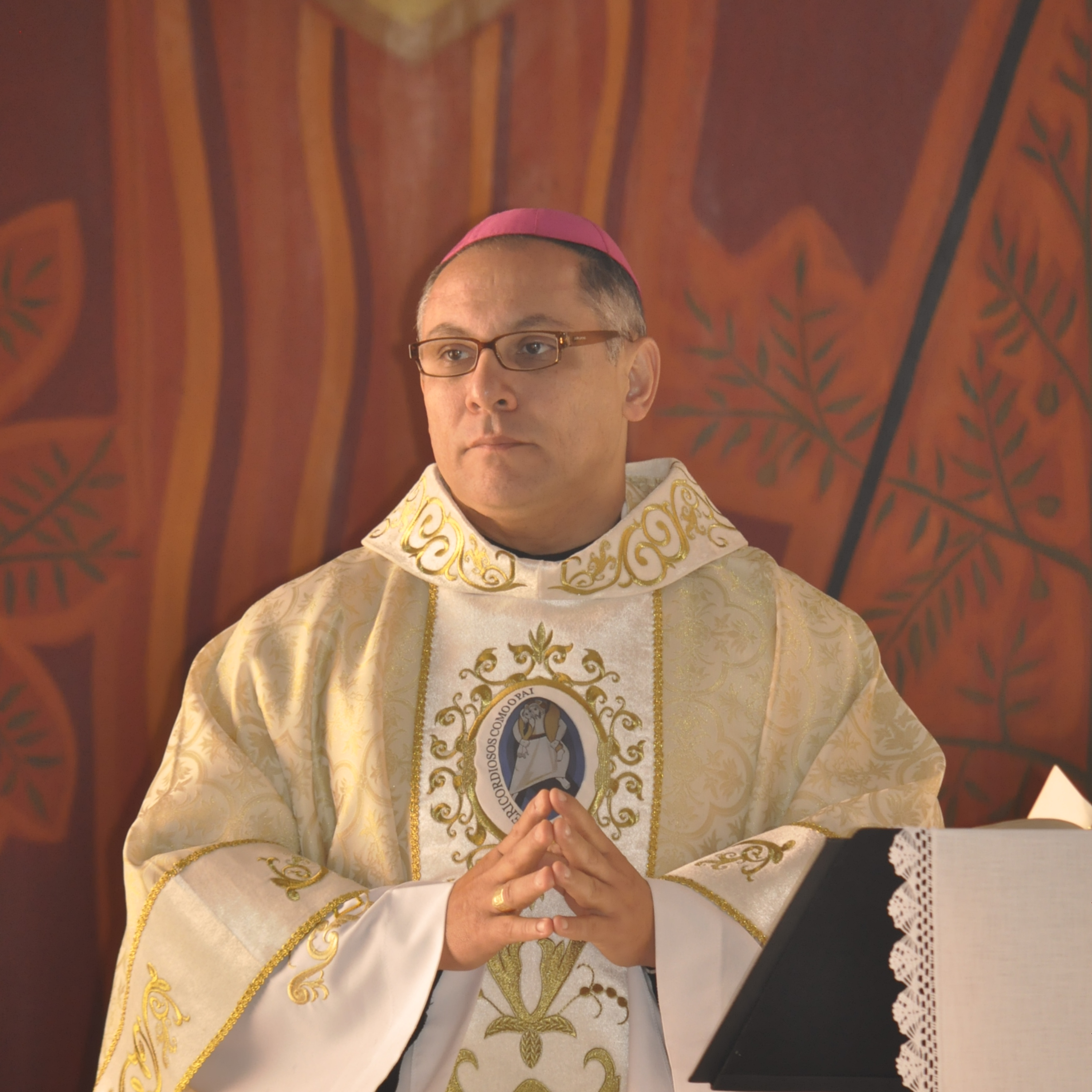 Amor Divino - A Voz da Diocese de Petrópolis
