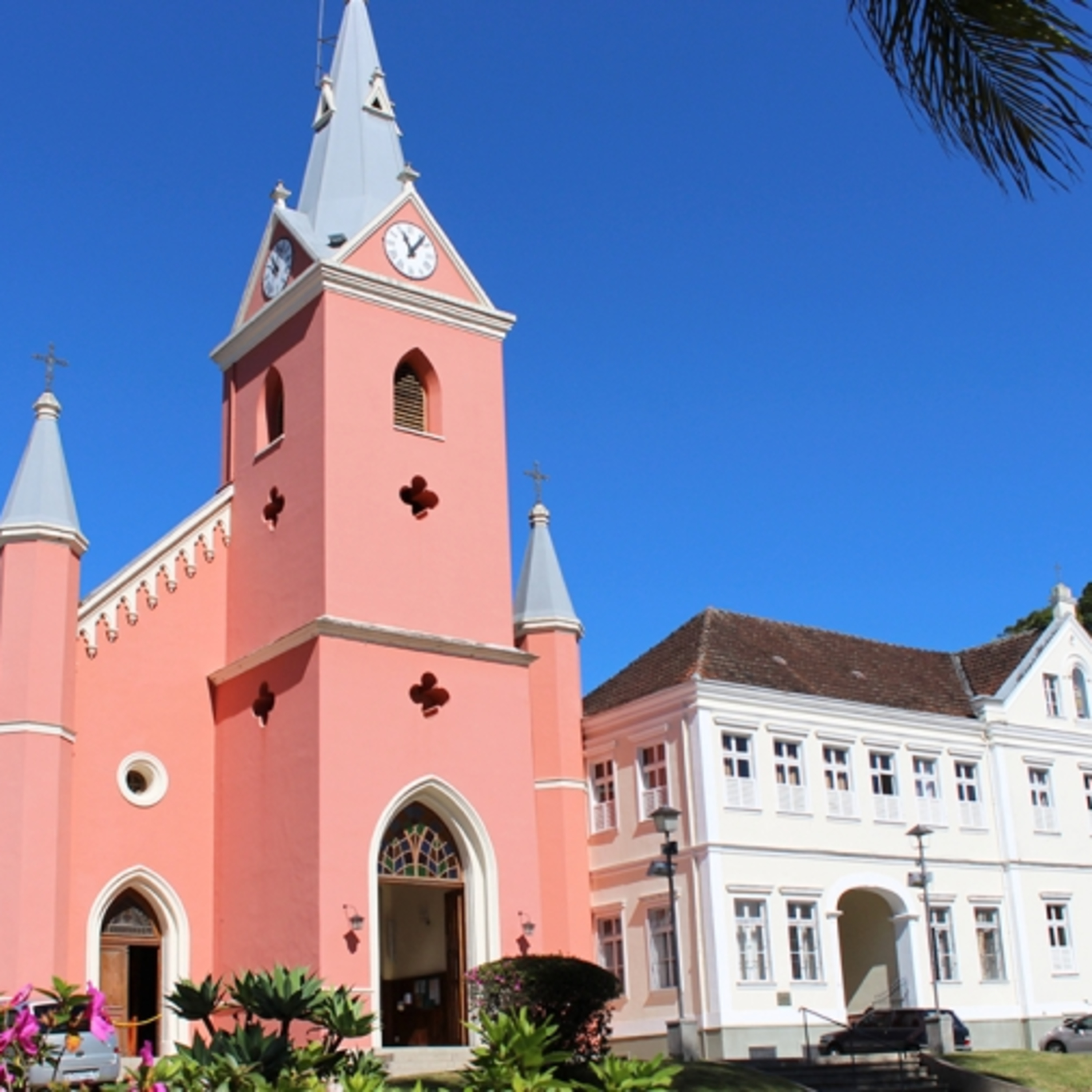 Amor Divino - A Voz da Diocese de Petrópolis