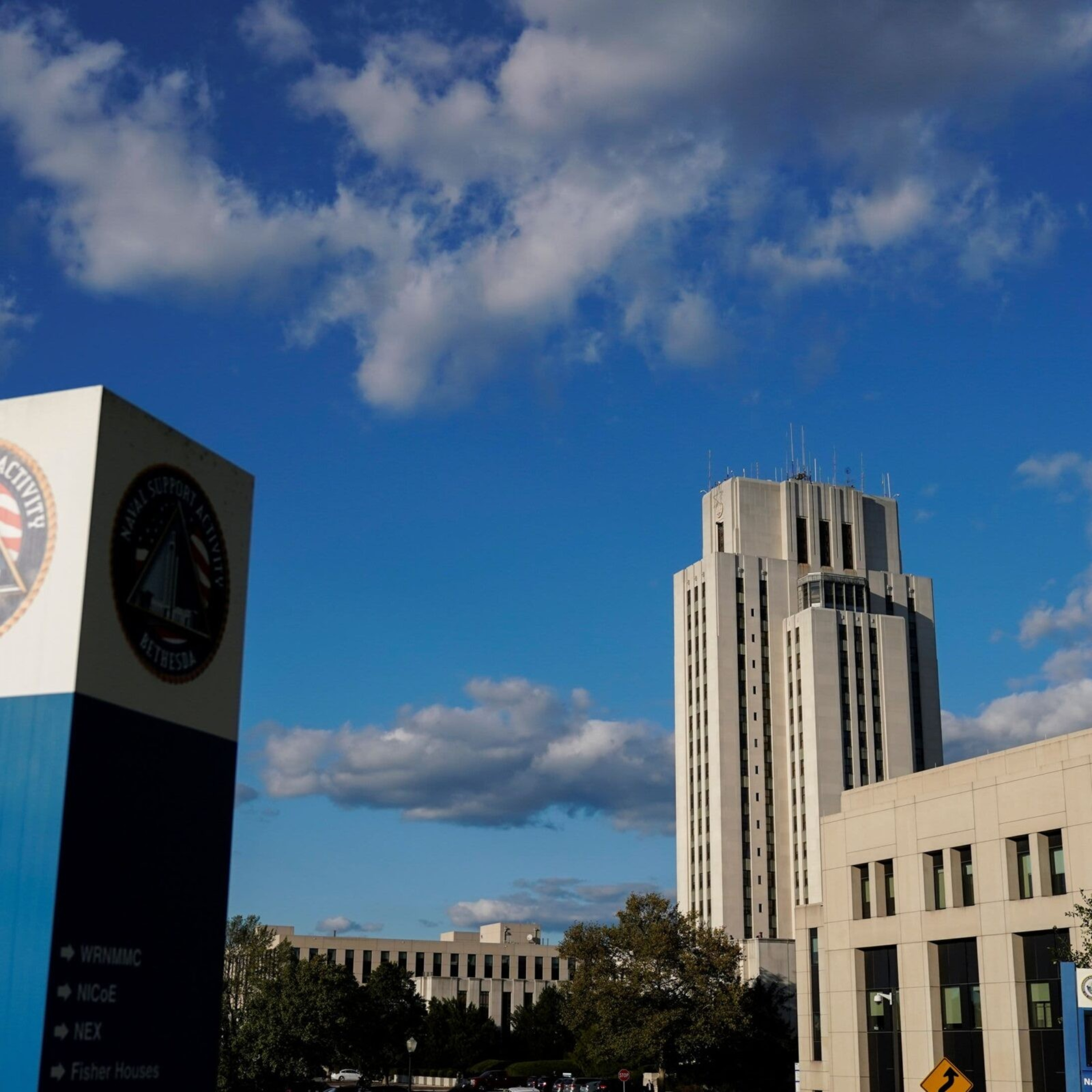 BOMB THREAT-WALTERREED MEDICAL CENTER episode artwork