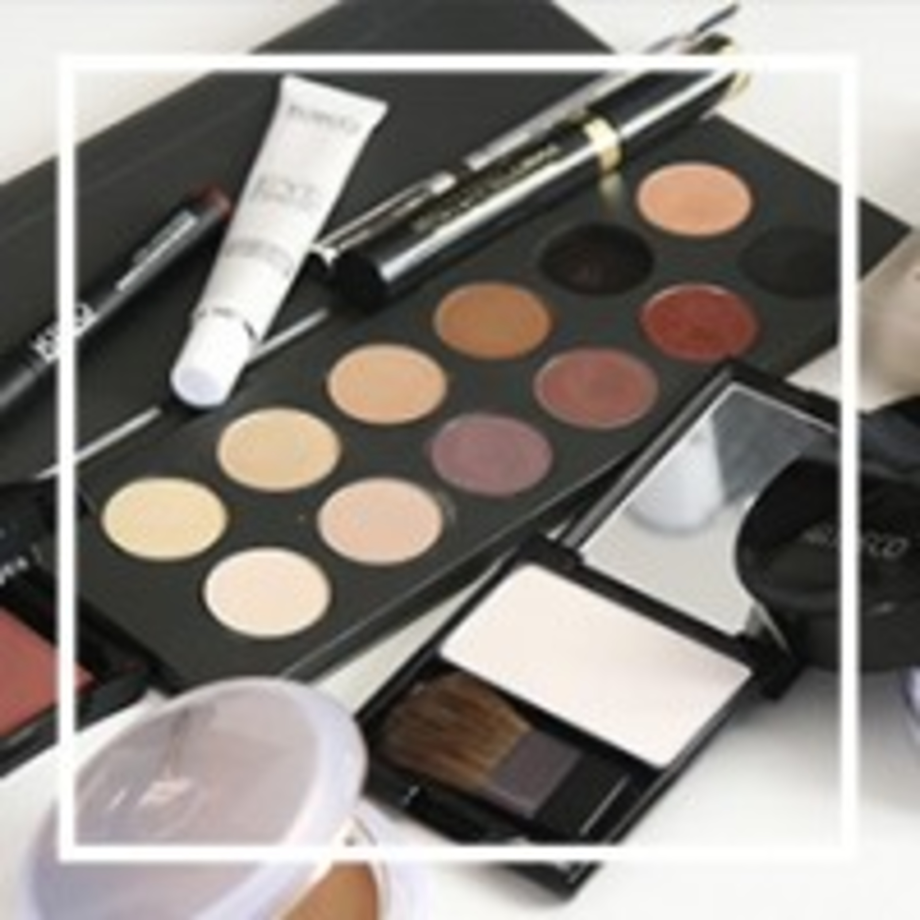 132. В магазине косметики