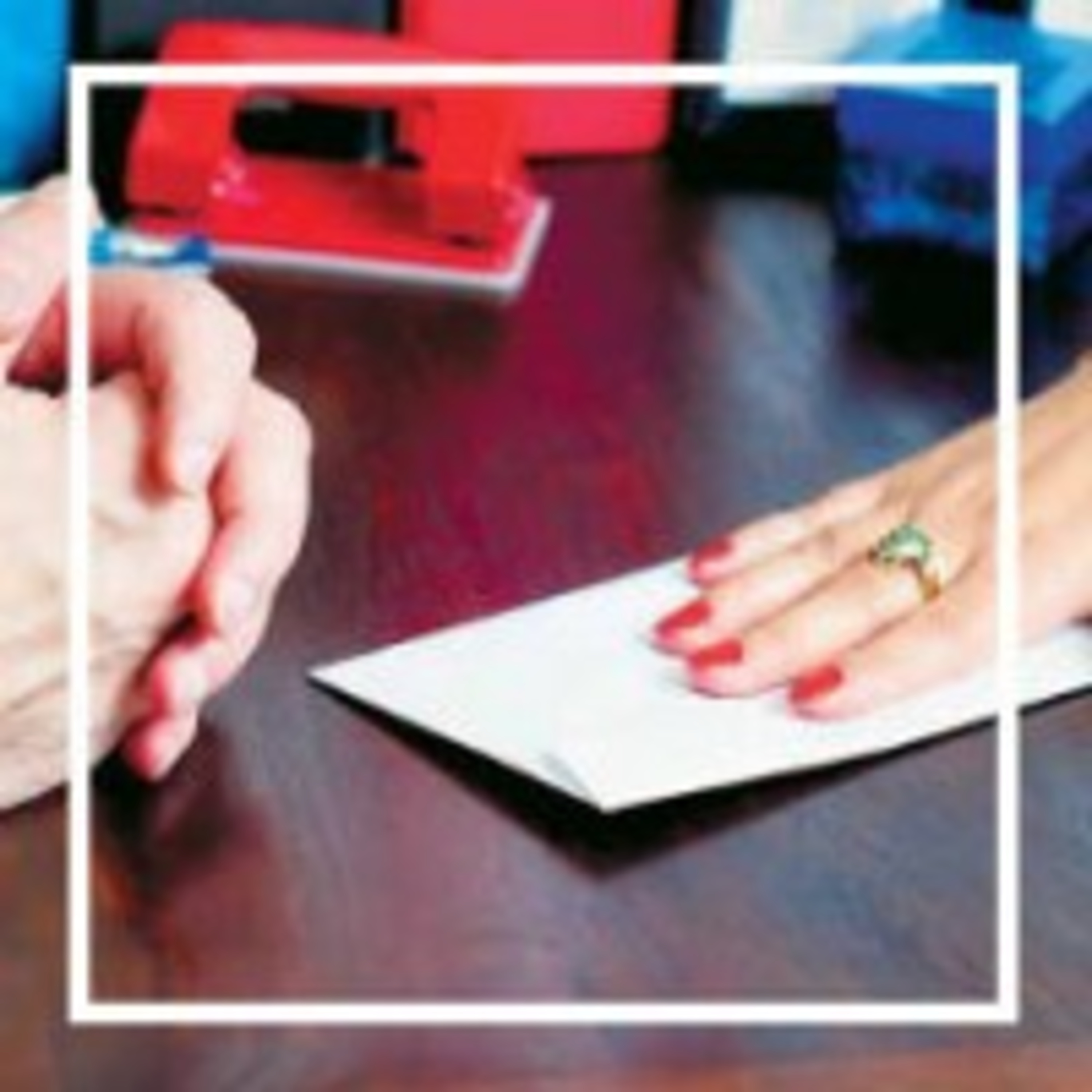 328. Политический скандал