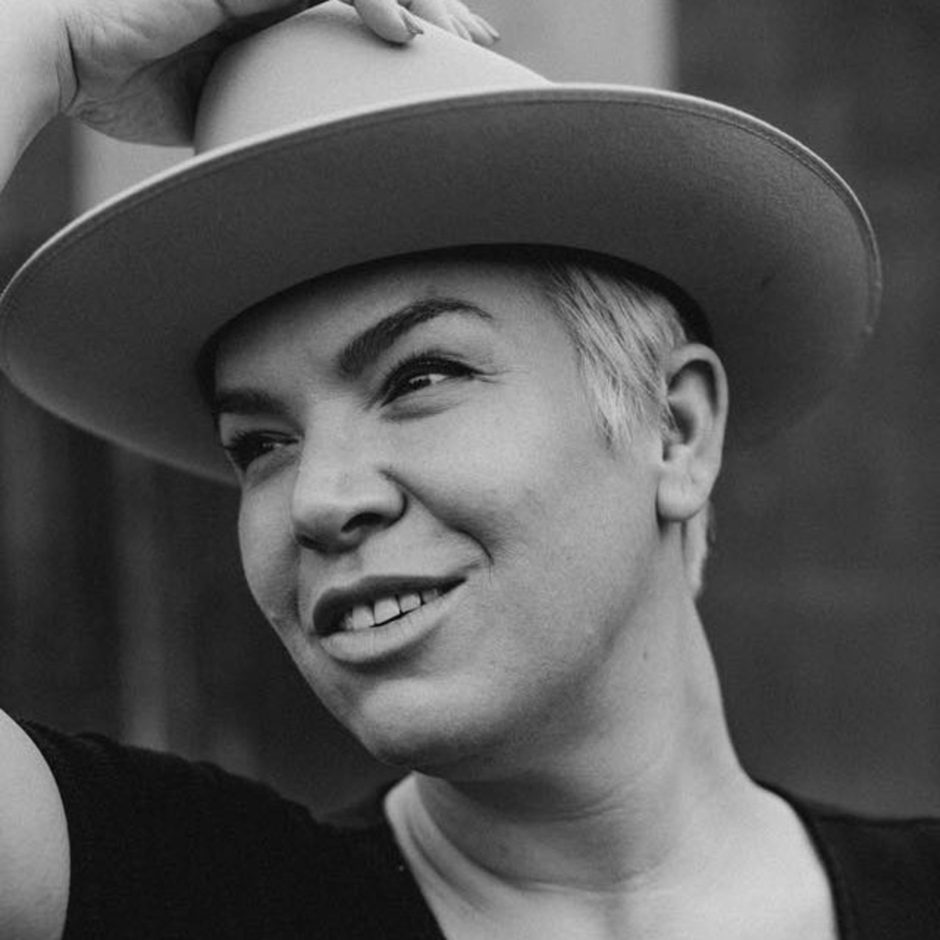 Around The Table With Powerful Women