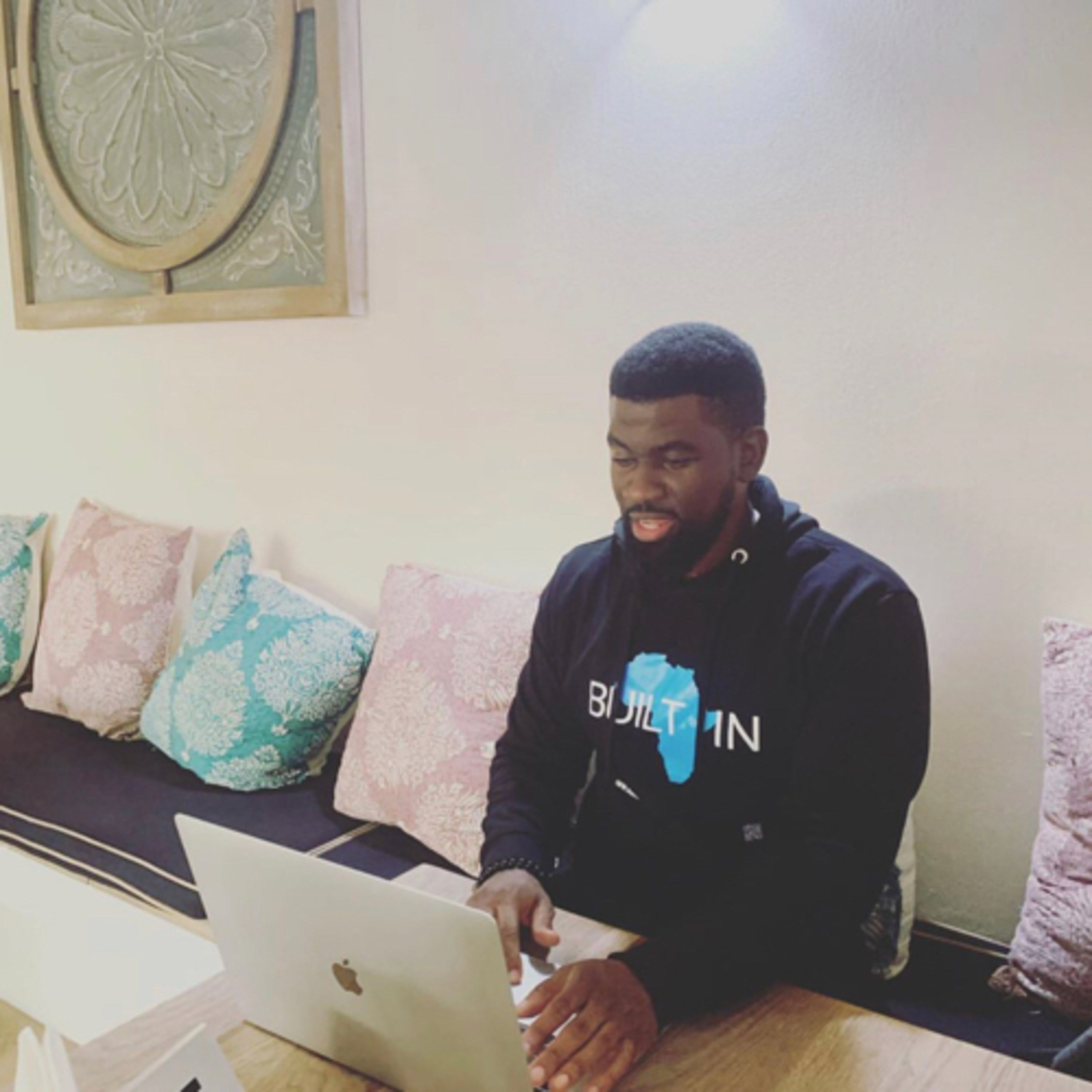 BOSSMAN INTERNATIONAL 🛩️