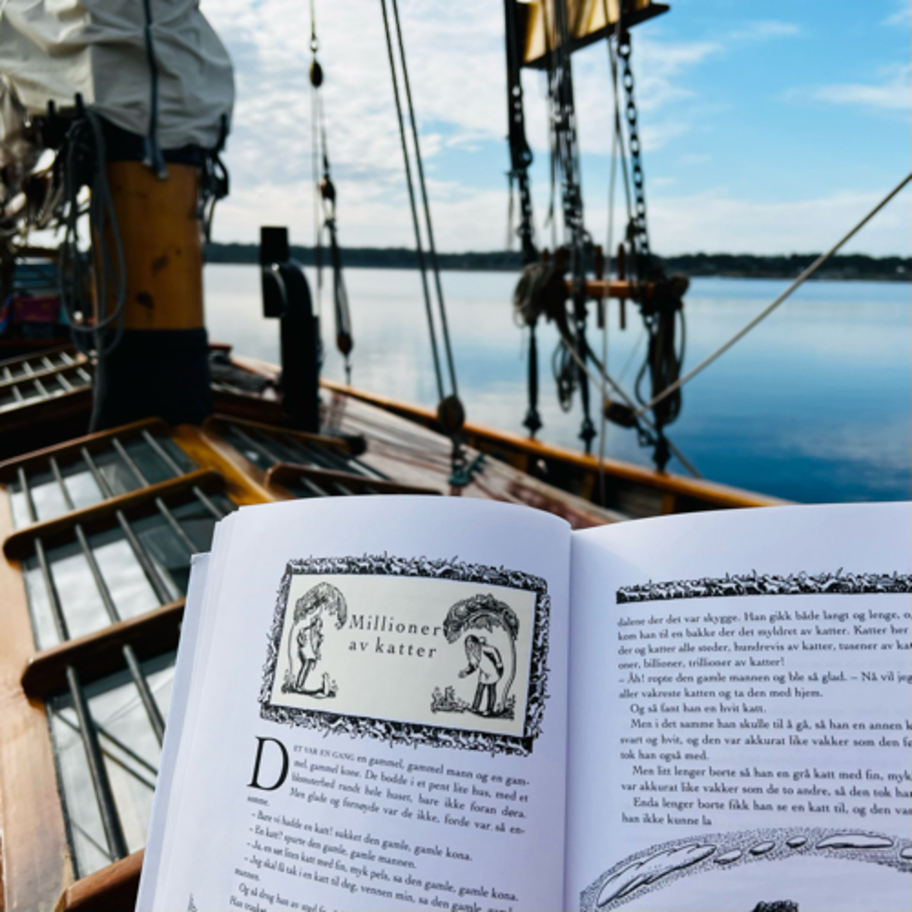 Anne leser fra boken...