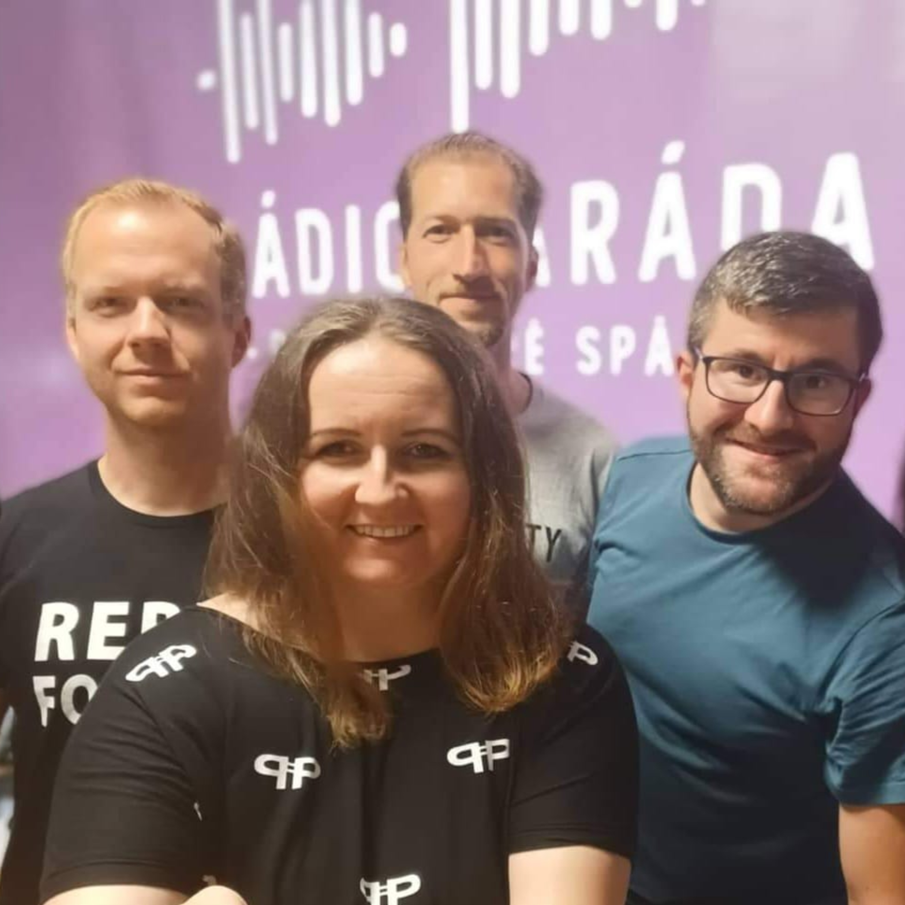 Rádio Paráda - rádio, ktoré spája