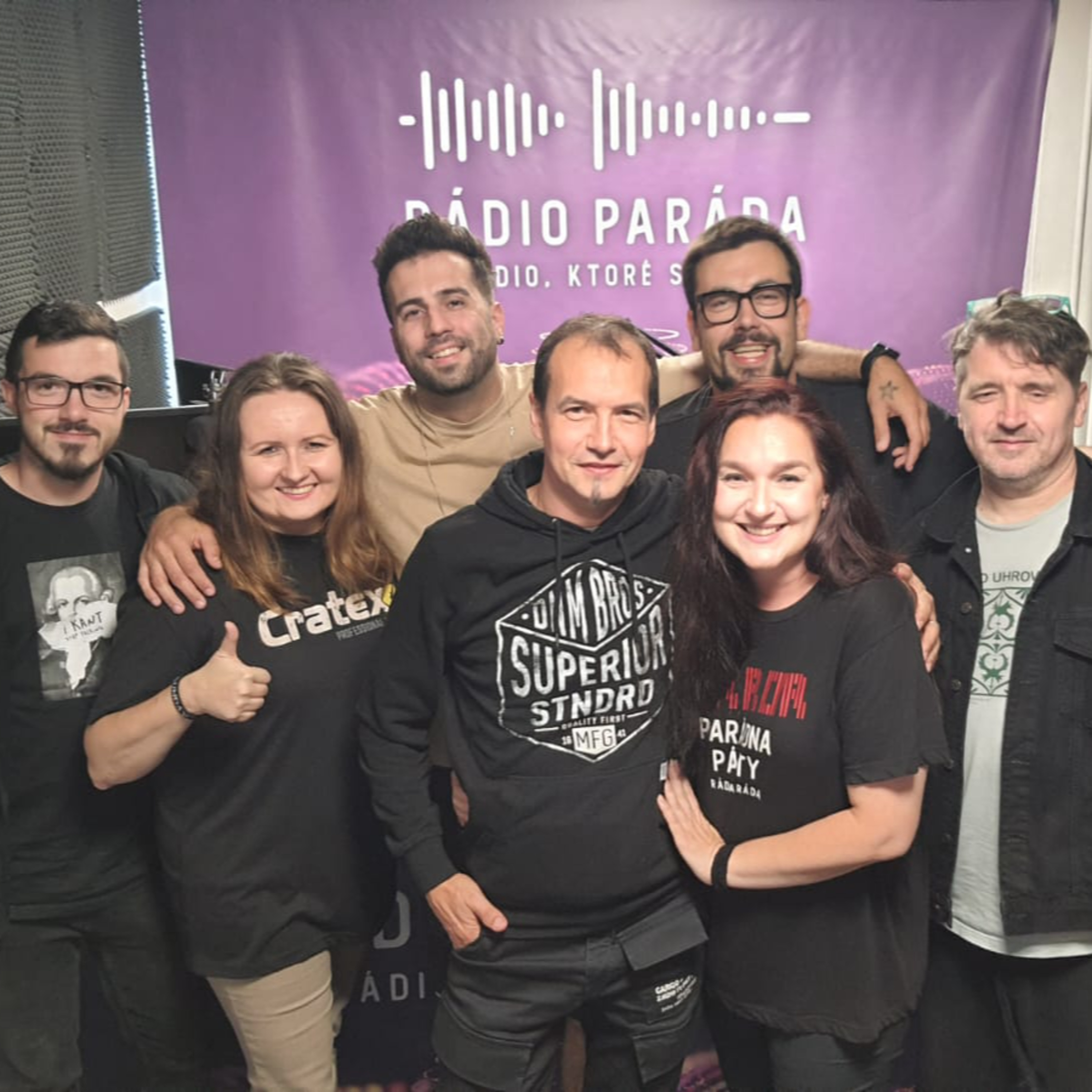 Rádio Paráda - rádio, ktoré spája