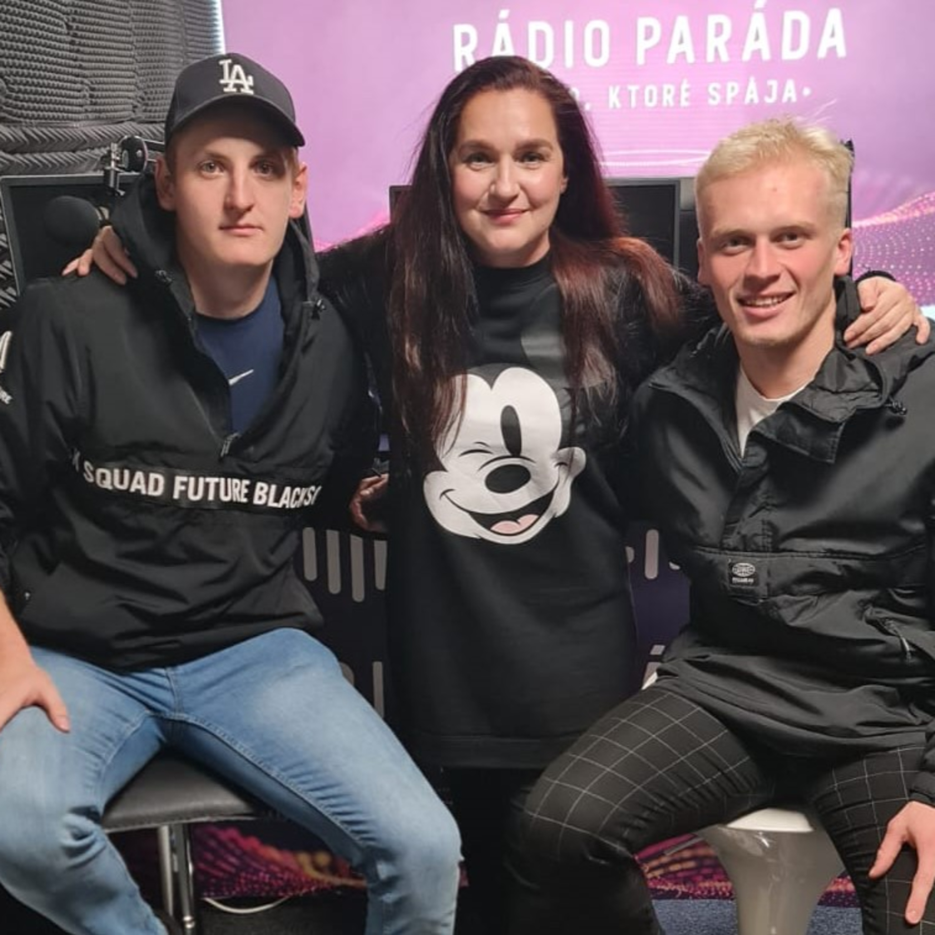 Rádio Paráda - rádio, ktoré spája