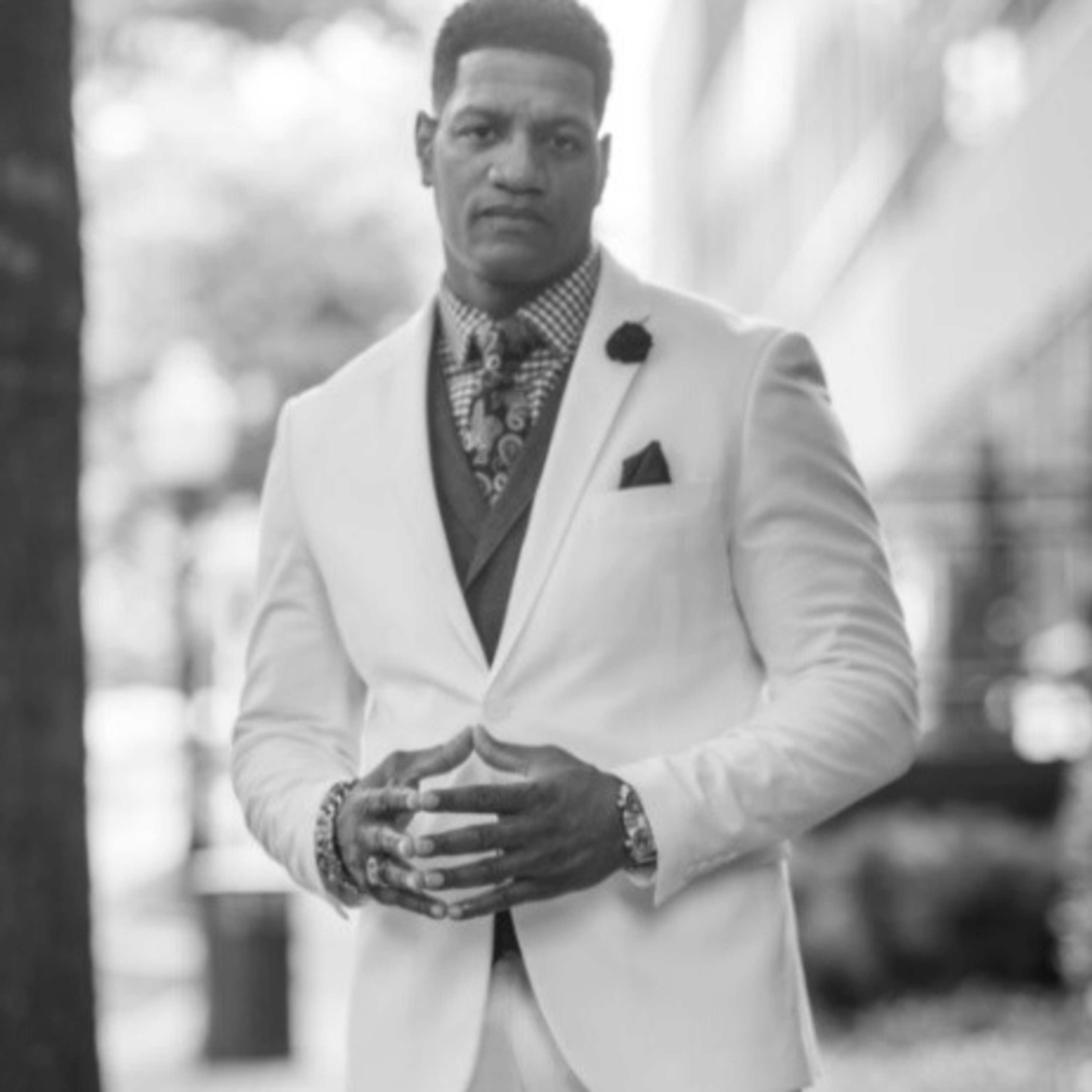 FRIDAY NIGHT SPECIAL EDITION WITH SPECIAL GUEST, KING AUTHOR REGINALD MCALPINE!