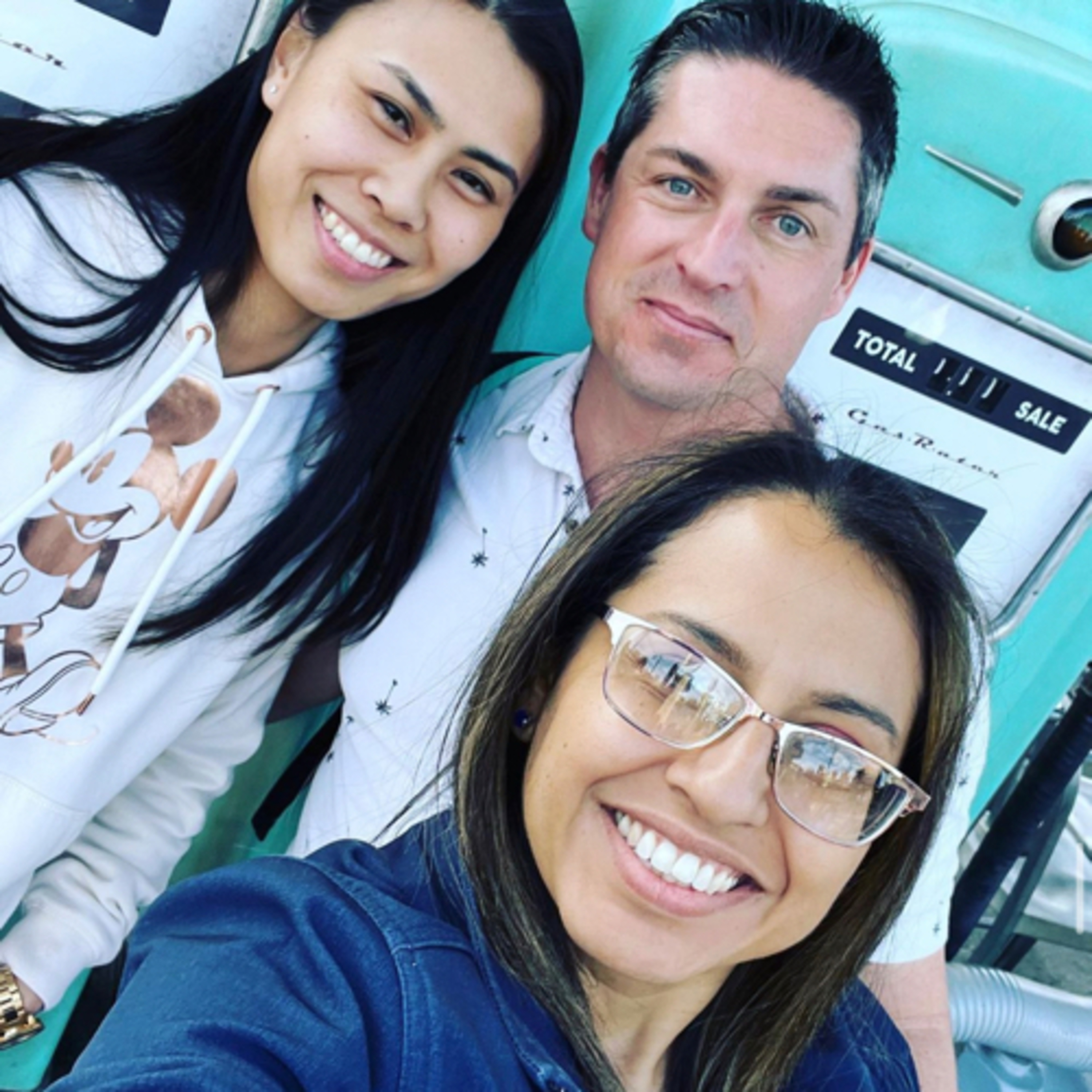 Seeking with Seeking Sister Wives Steve Brenda and Nina Reality Stars