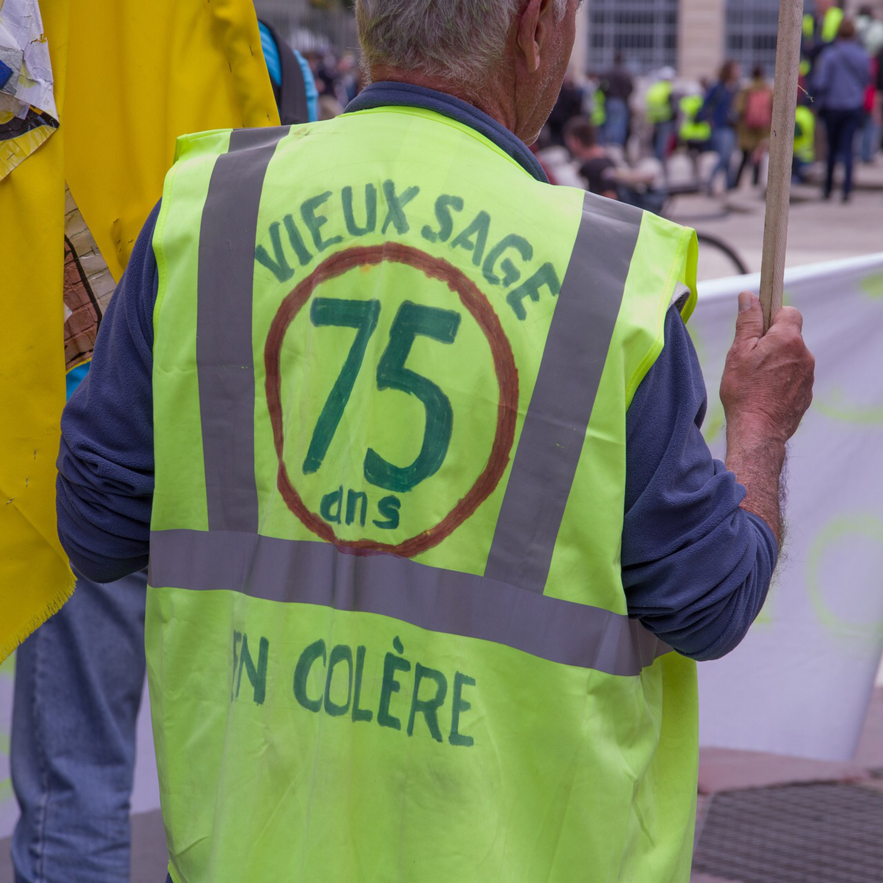 01_Gilets jaunes episode artwork
