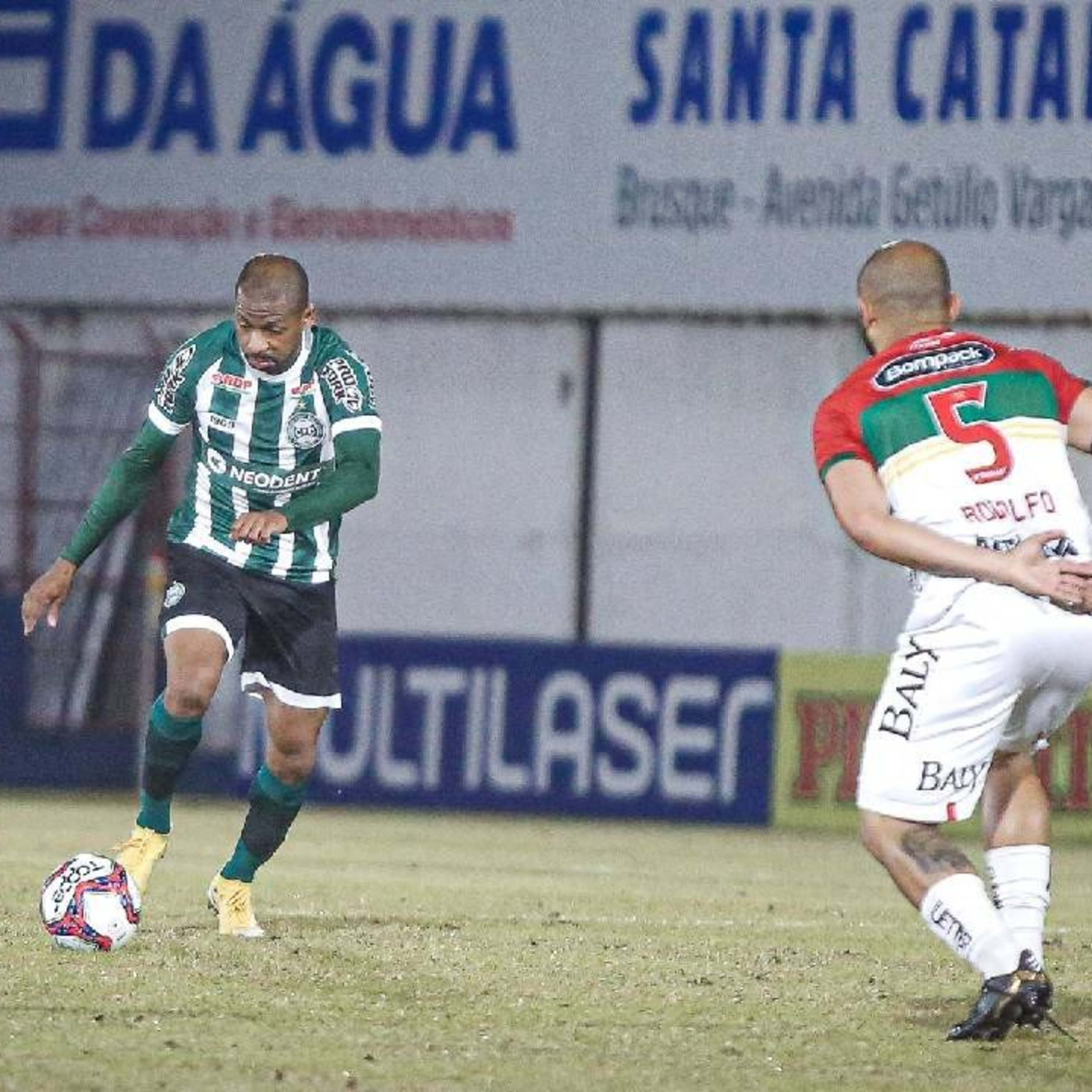 Coritiba empata com Brusque e perde chance de liderar a Série B episode artwork