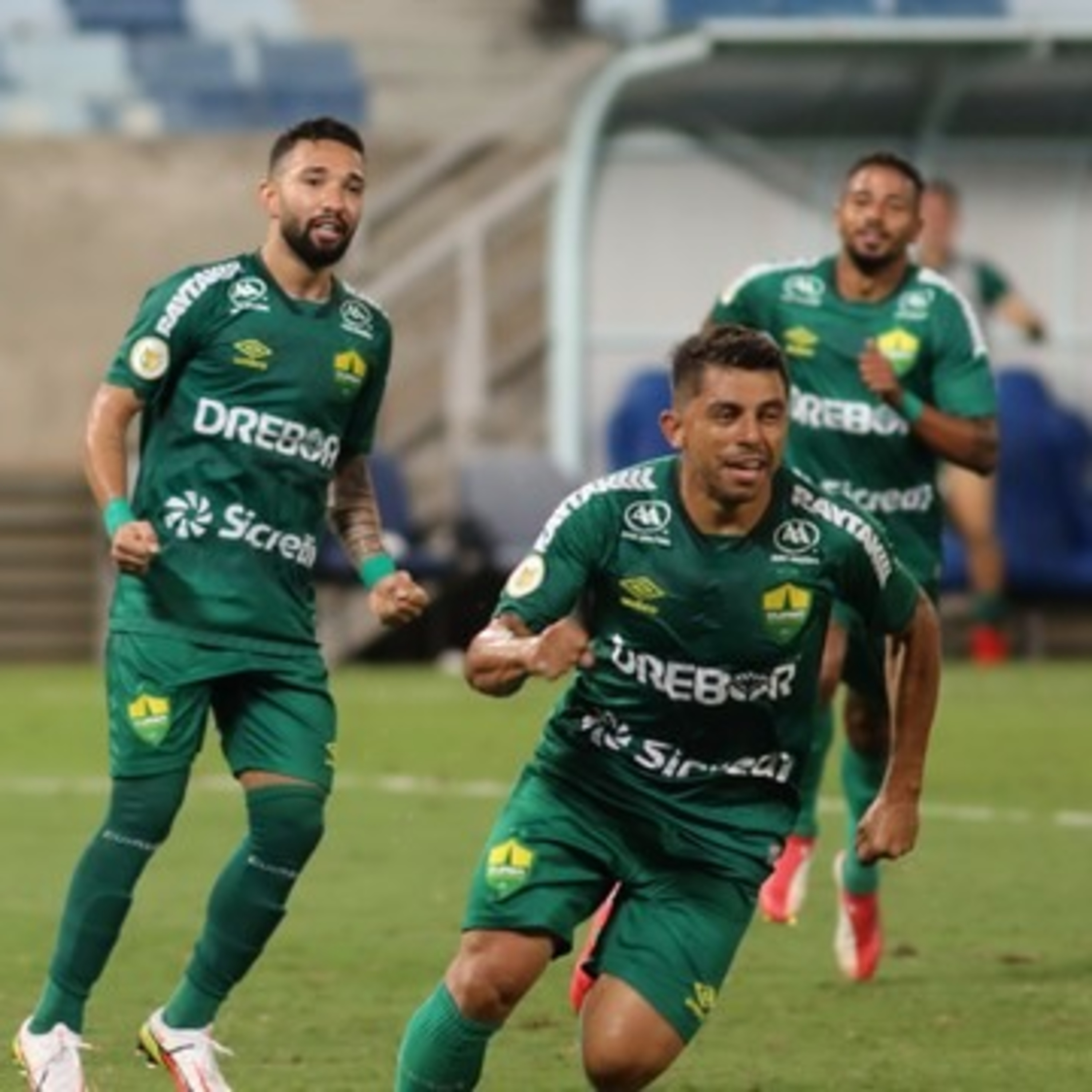 Com gol de ex-jogador do Iraty, Cuiabá vence Sport no Campeonato Brasileiro episode artwork