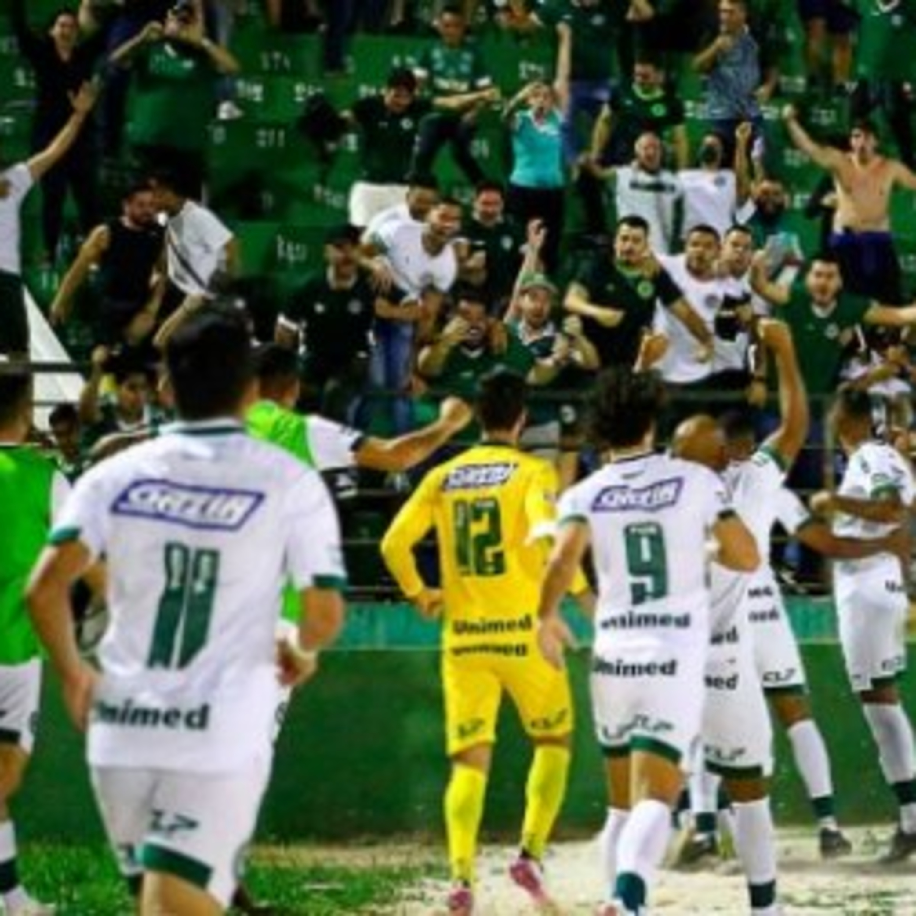 Goiás vence Guarani e garante retorno para a 1ª divisão do Campeonato Brasileiro episode artwork