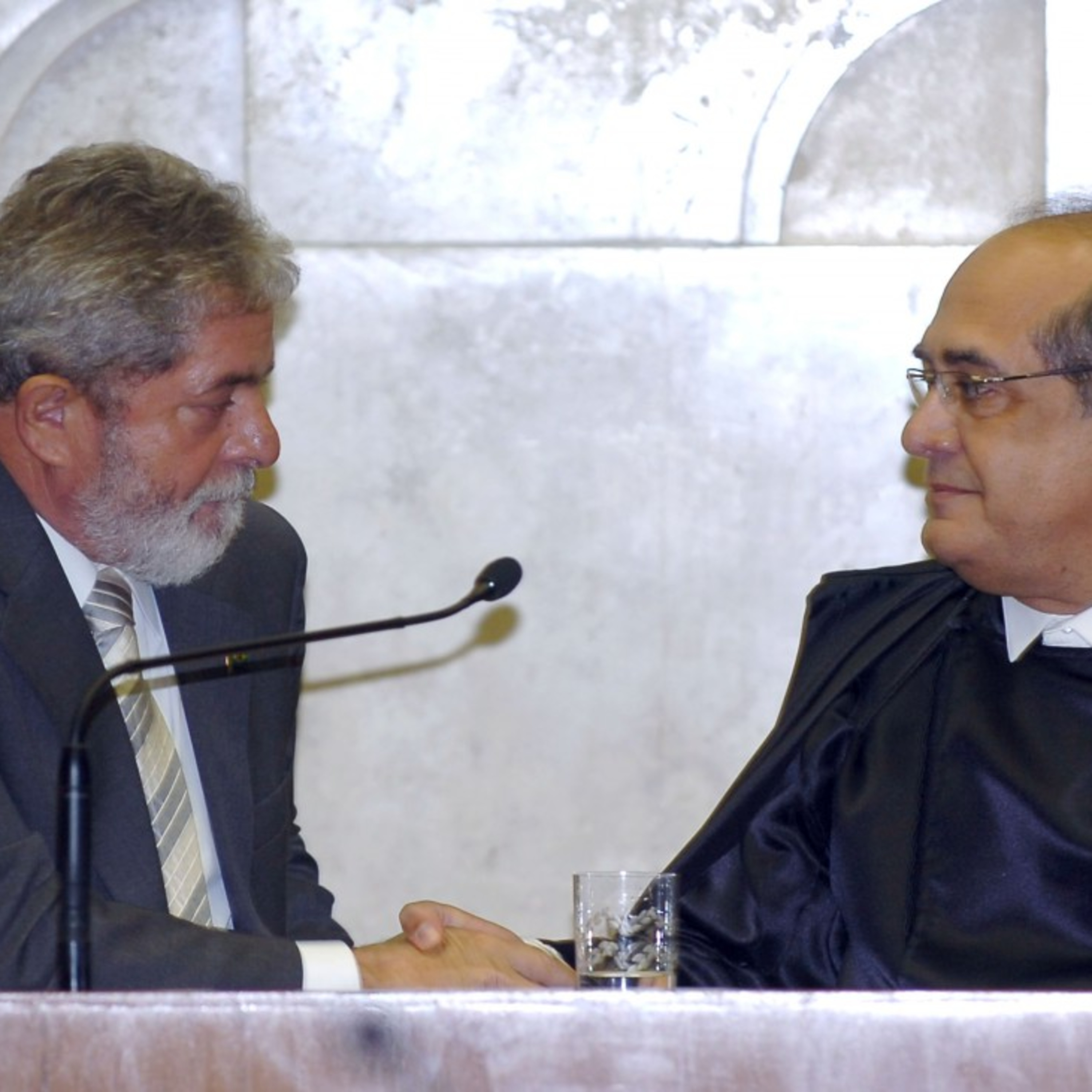 Direto aos Fatos com Camila Abdo