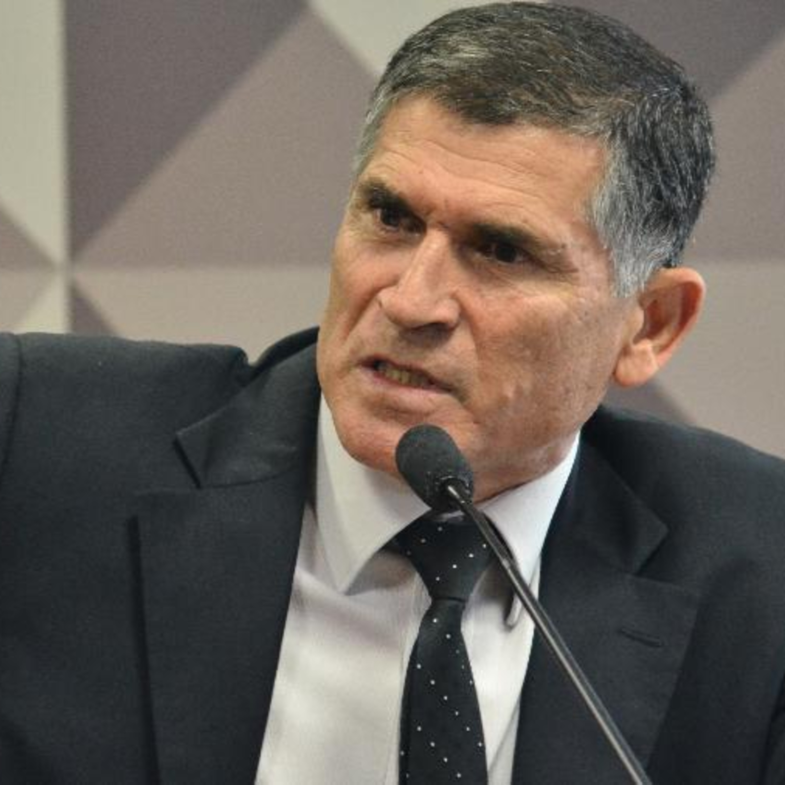 Direto aos Fatos com Camila Abdo