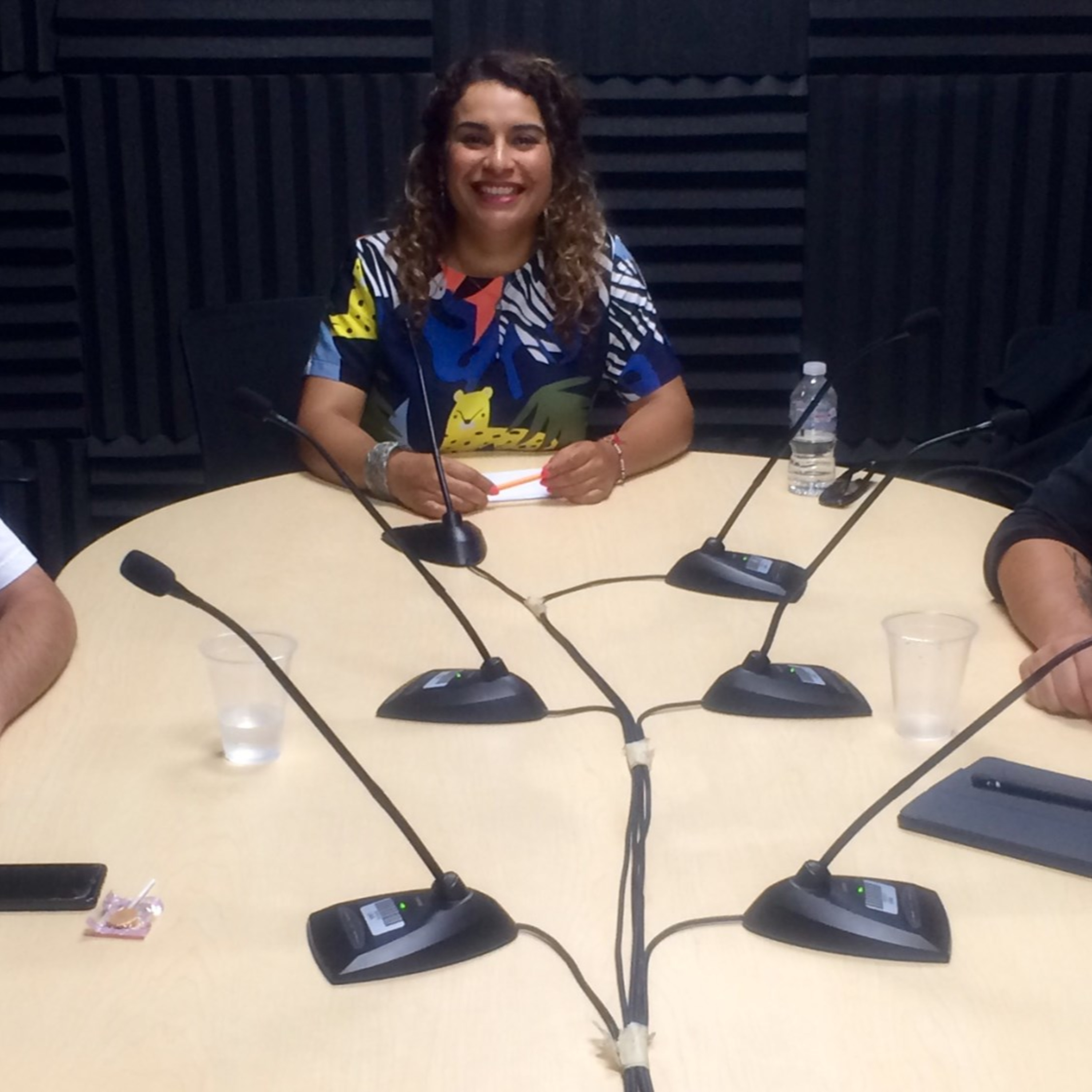 Mesa abierta: diálogos por la cultura