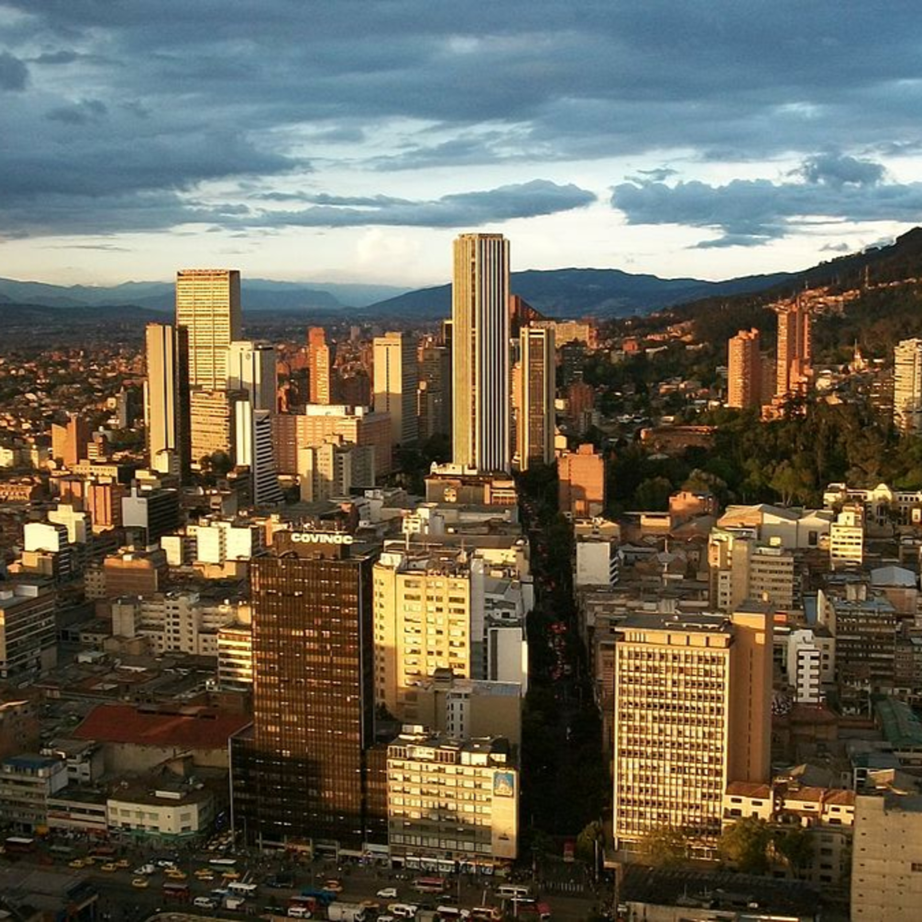 Memoria Histórica - Avanzando por Colombia