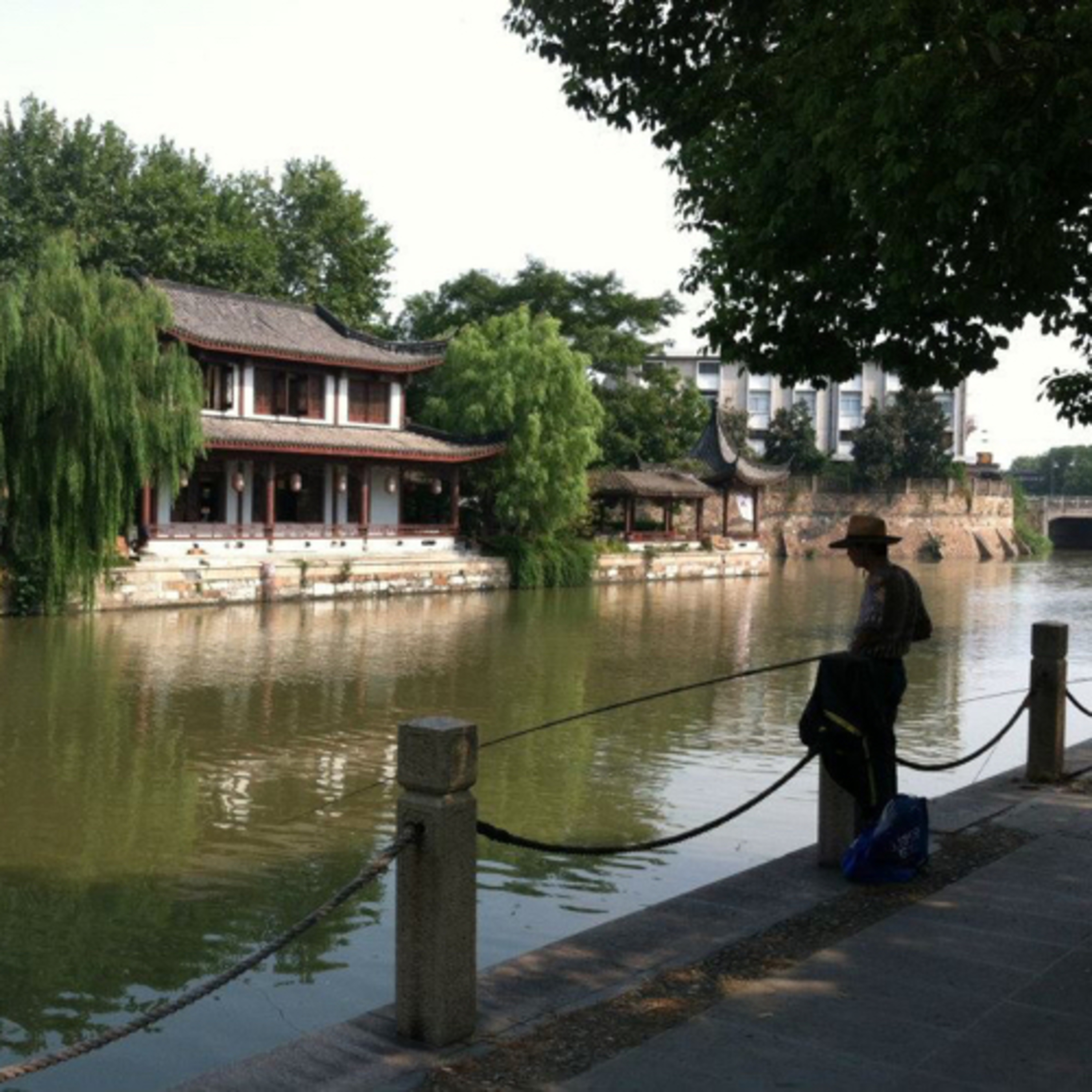 Introduction to Living in Hangzhou