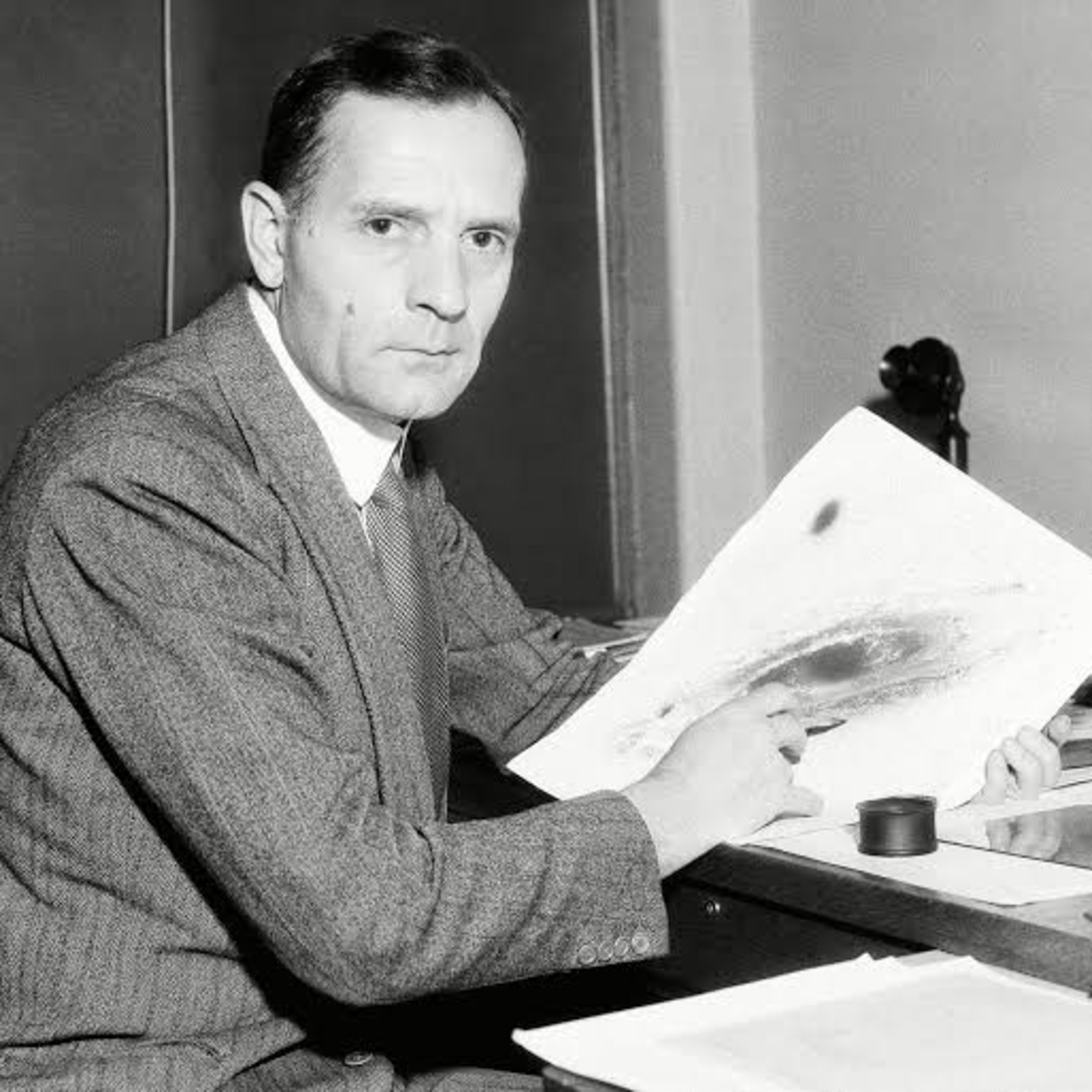 Interview with a famous scientist: Edwin Hubble