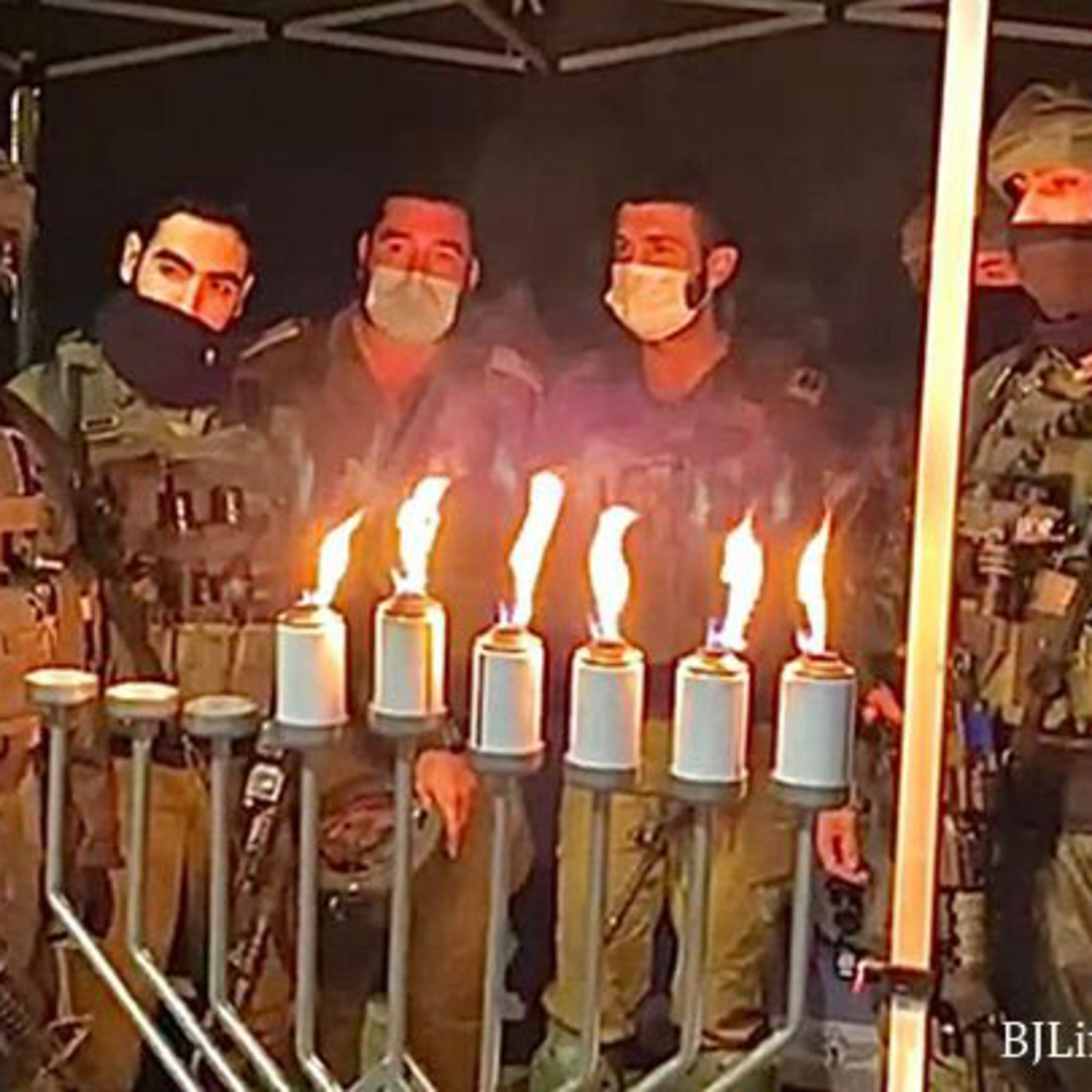 319. Vayeishev - Soldiers Lighting Chanukah Candles In The Trenches episode artwork