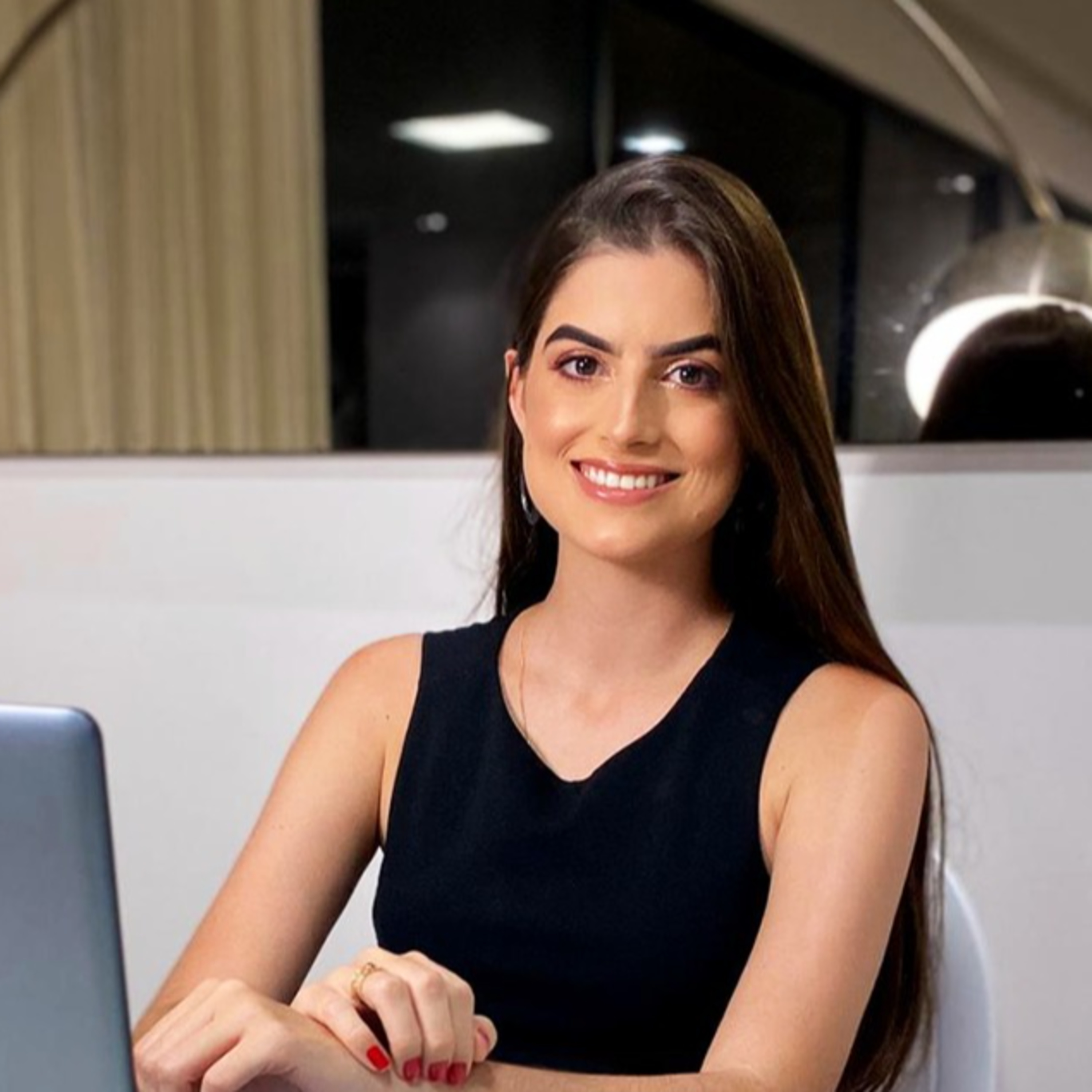 Empreendedora e proprietária da loja Decore Casa, Manuela Rego Barros no Programa Felicidade.