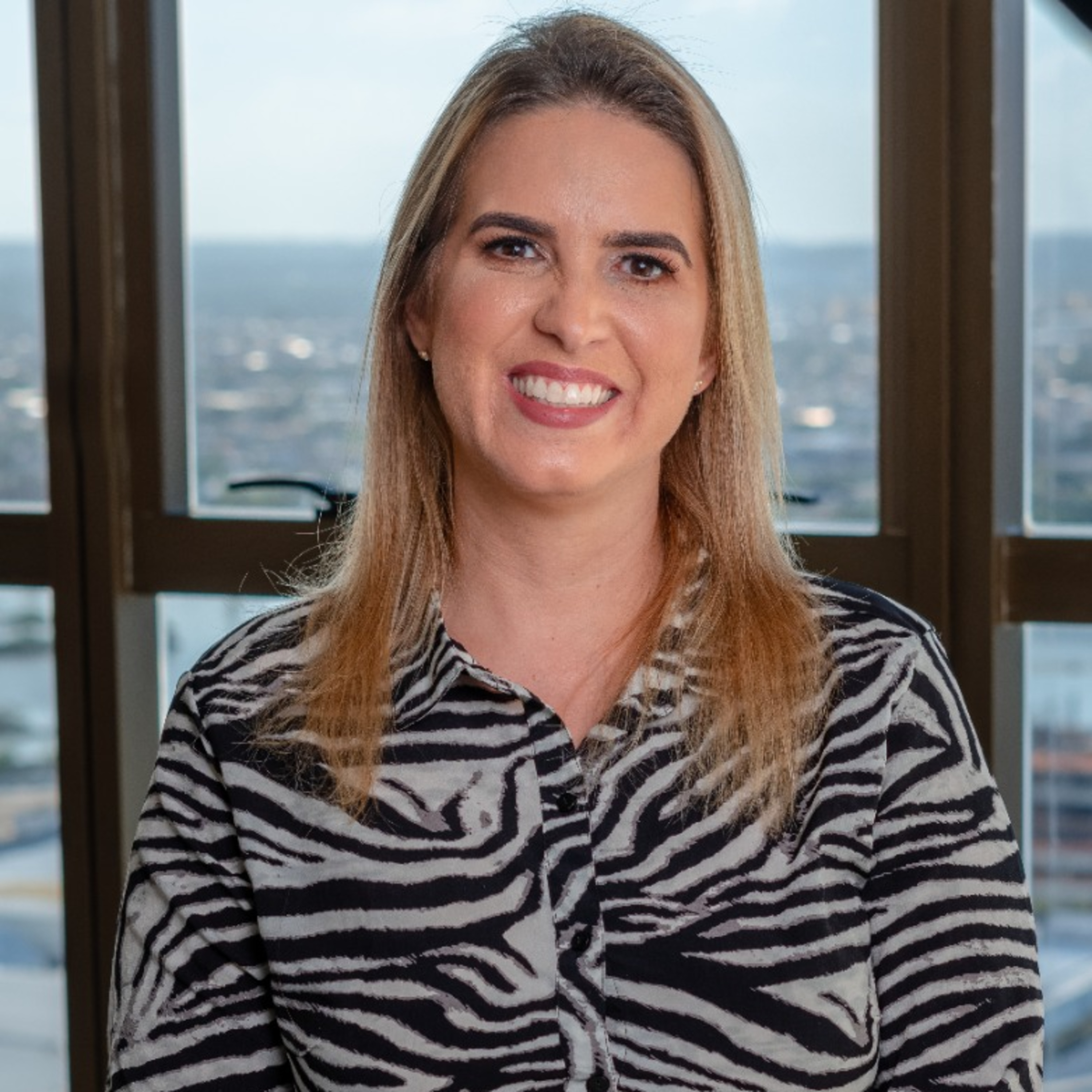 Dra. Erika Becker, Advogada e Presidente da Fadesp no Programa Felicidade. episode artwork