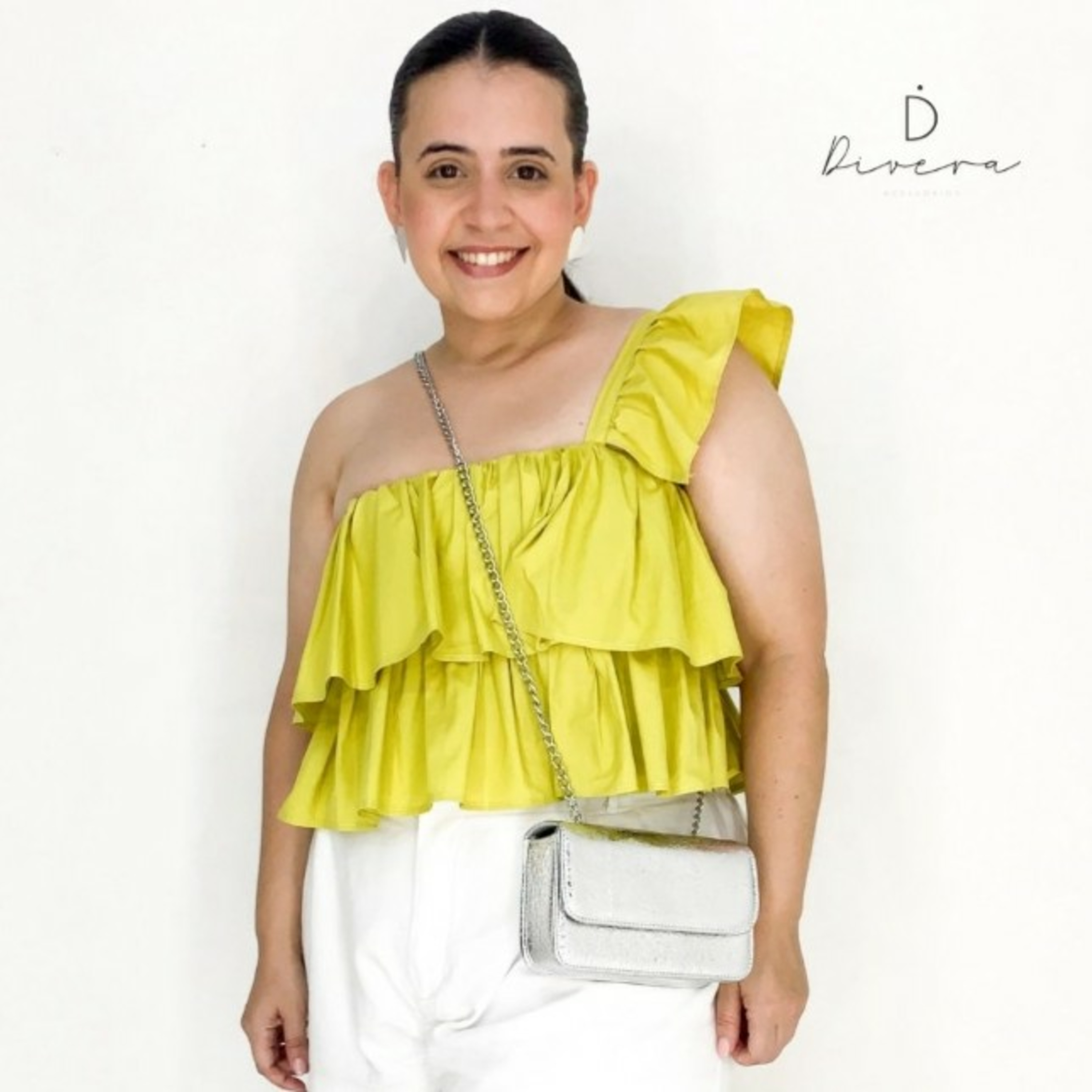 Empreendedora e sócia da Loja Divera Moda Feminina de Bolsas e Calçados a Sra. Graziely Araújo no Programa Felicidade. episode artwork